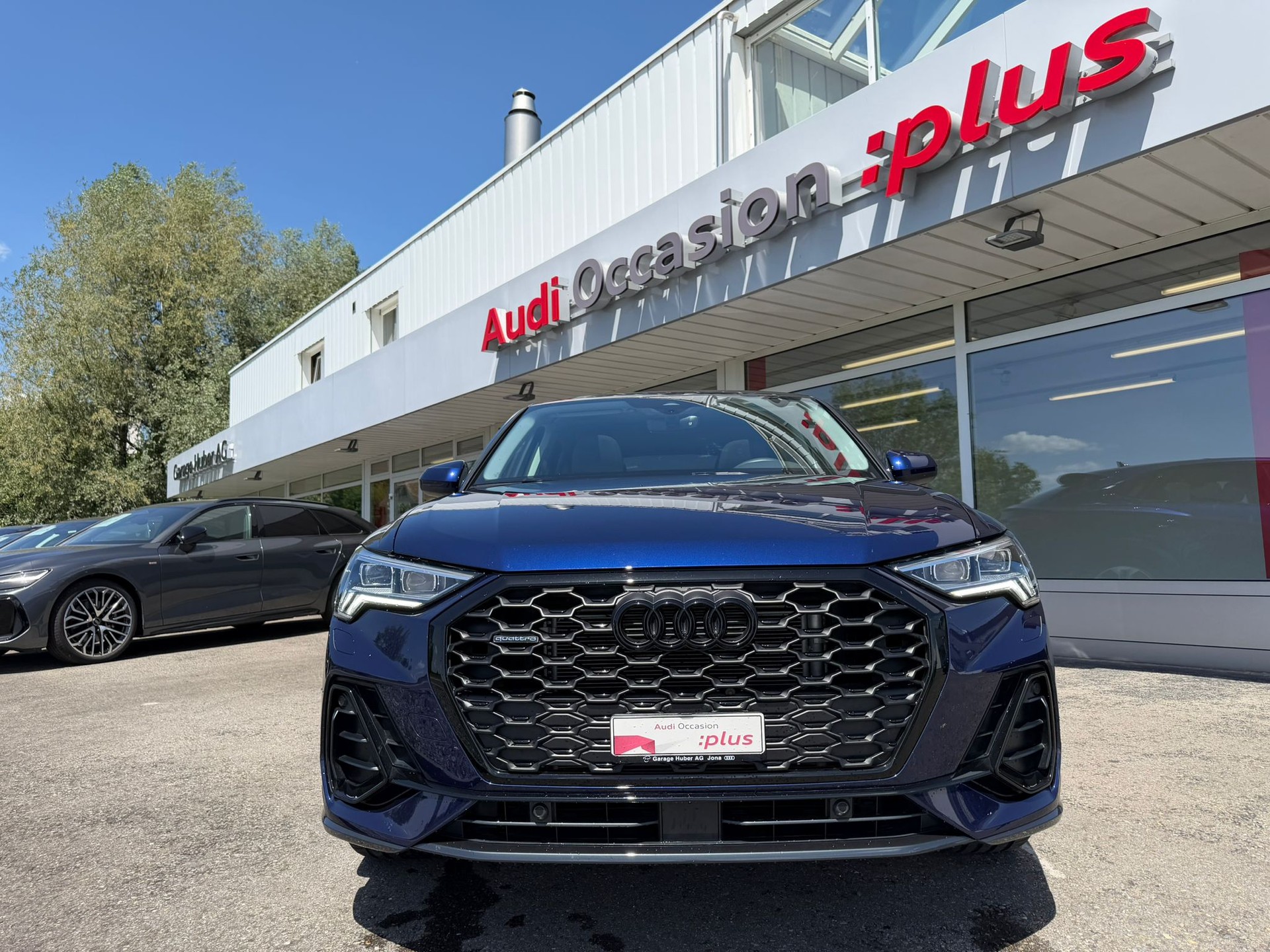 AUDI Q3 Sportback 45 TFSI S line quattro S-tronic-image-7