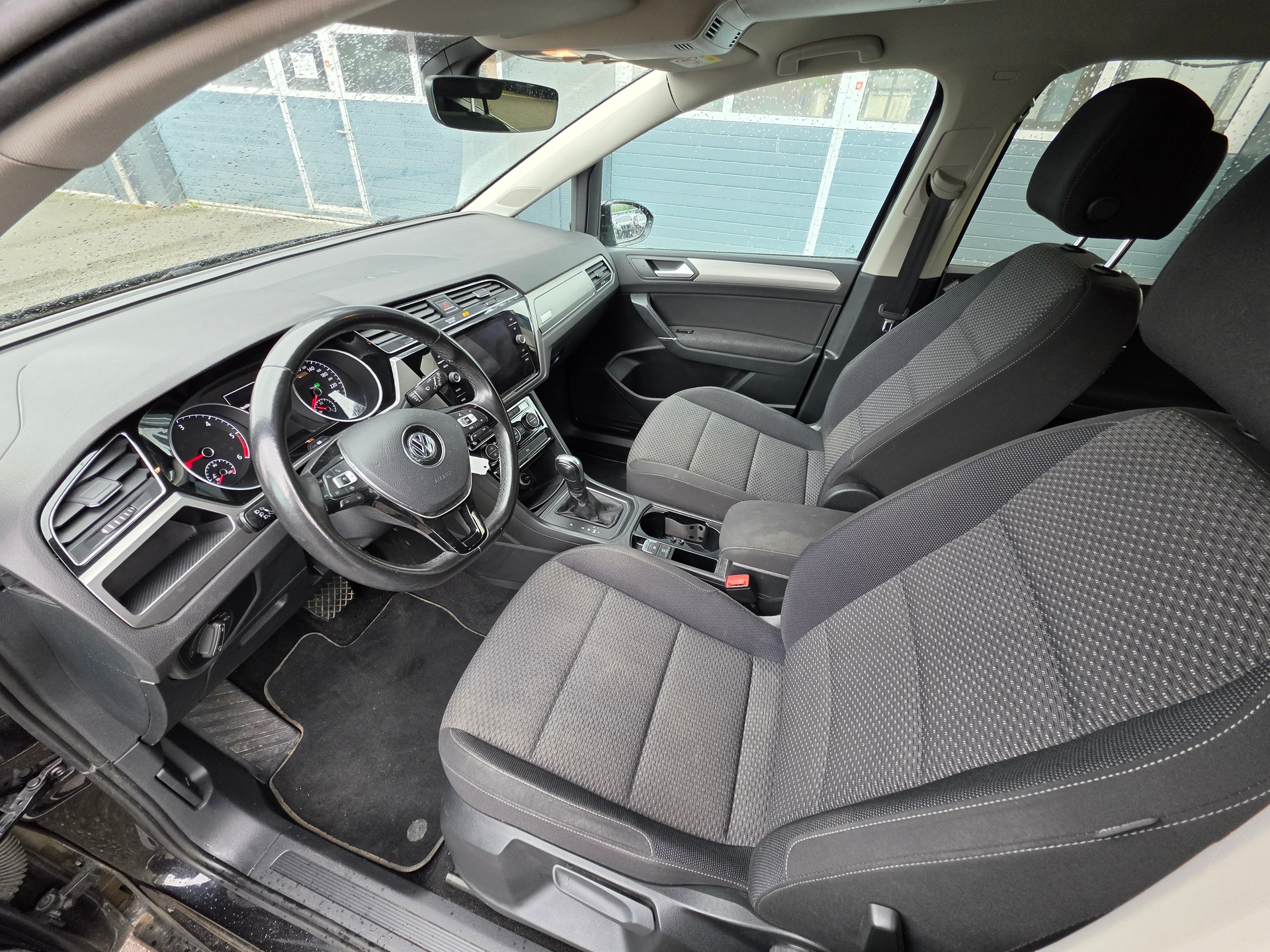 VW Touran 2.0 TDI BlueMotion TechnologyComfortline DSG-image-10