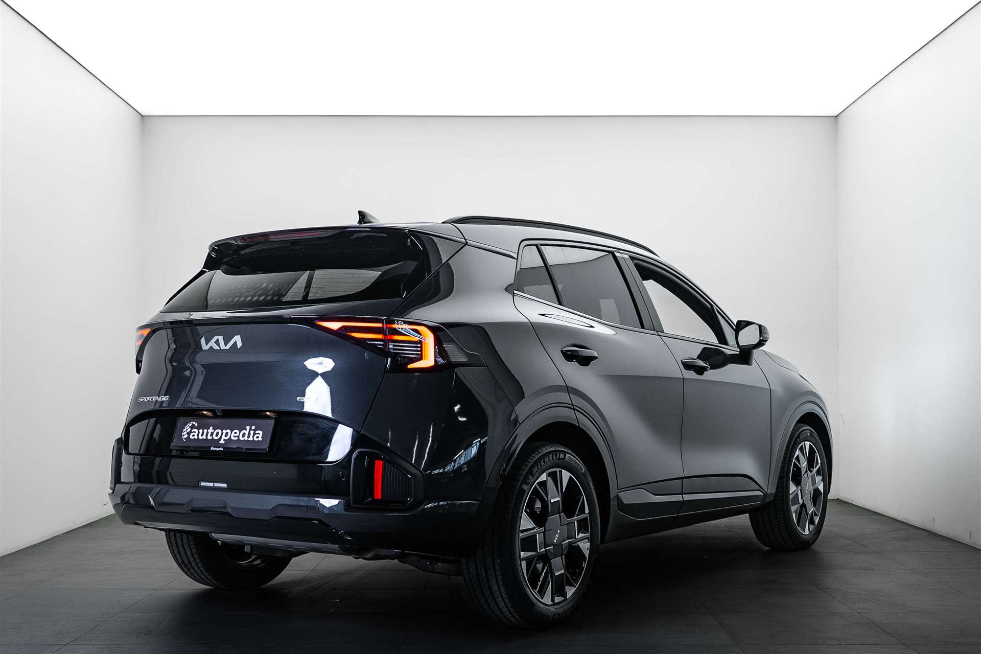KIA Sportage 1.6T-GDi HEV NEW GT-Line 239PS 4x4 Automat-image-2