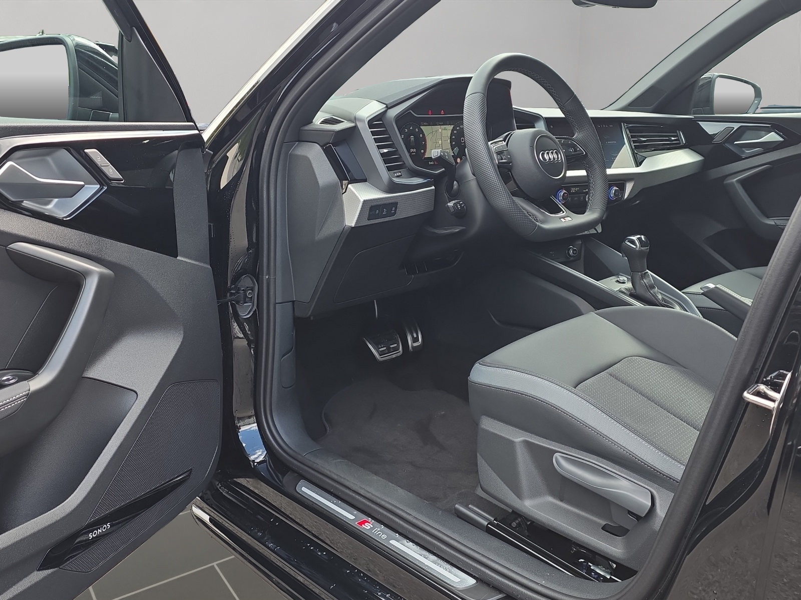 AUDI A1 Sportback 40 TFSI S Line S-tronic-image-6
