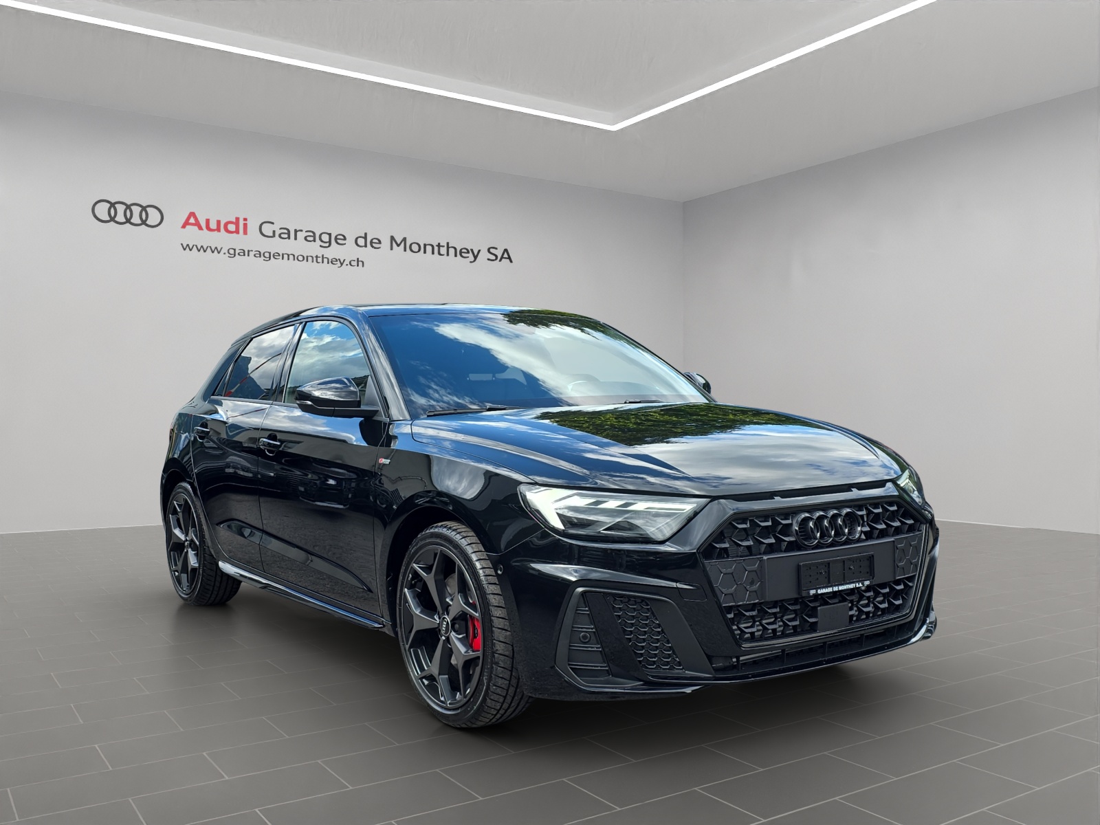 AUDI A1 Sportback 40 TFSI S Line S-tronic-image-2