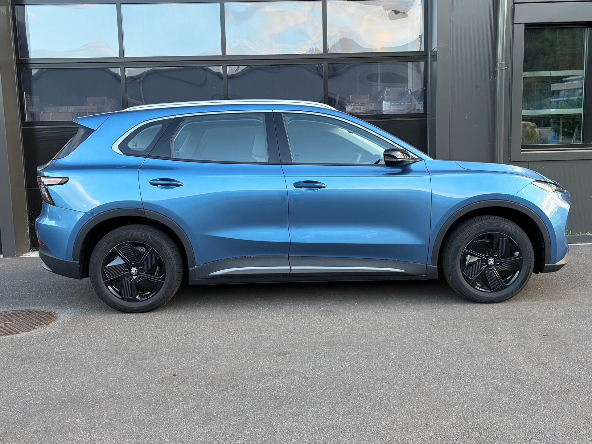 MG S5 EV 49kWh Comfort-image-1