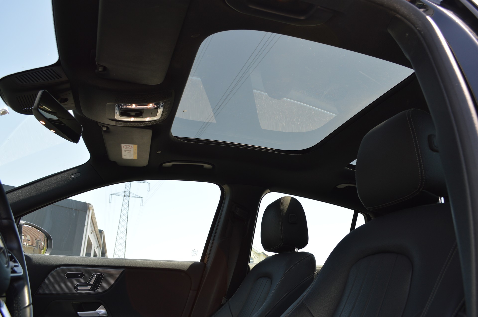 MERCEDES-BENZ GLA 250 4Matic Progressive 8G-DCT-image-17