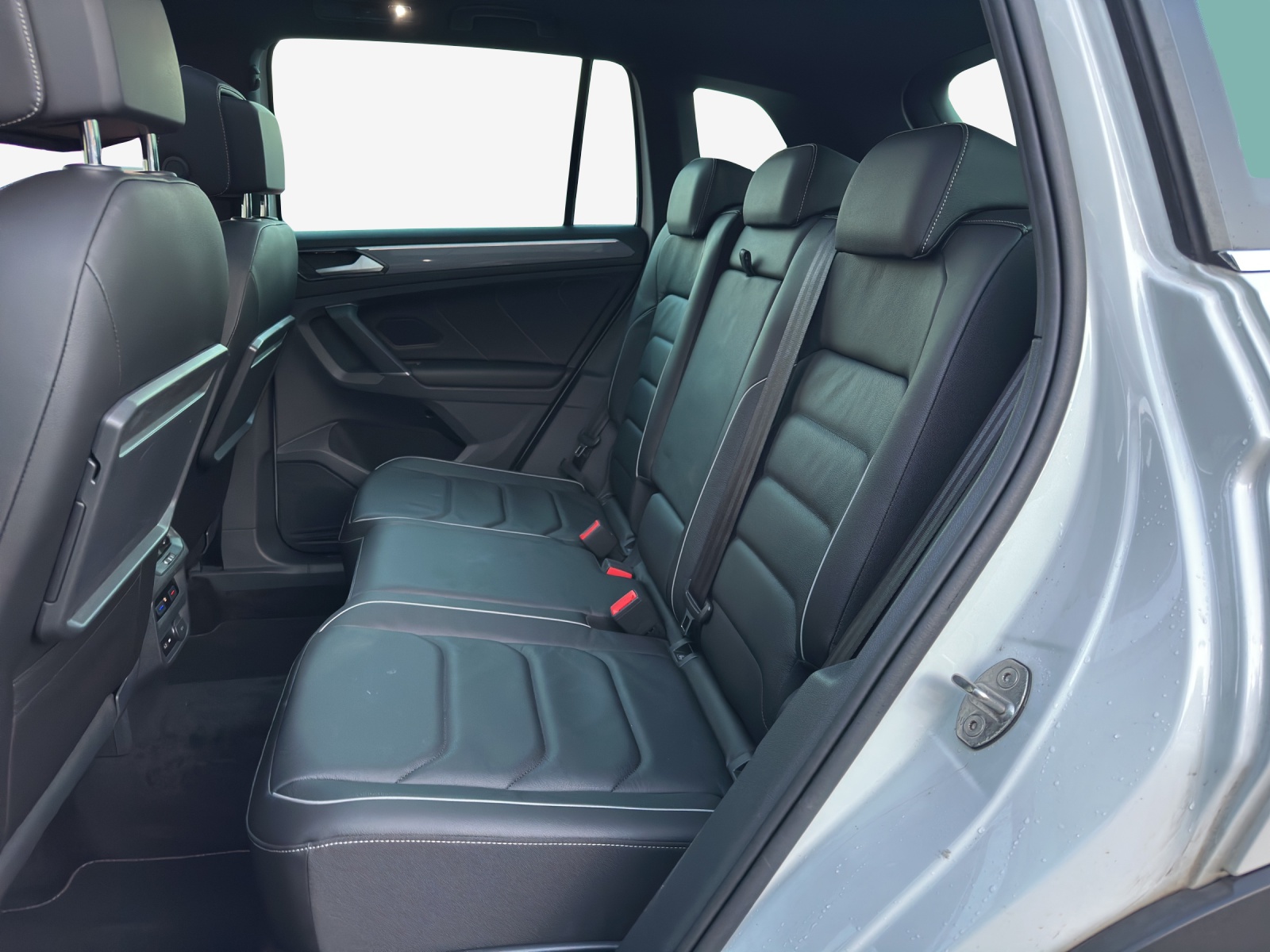 VW Tiguan 2.0TSI Highline 4Motion DSG-image-11