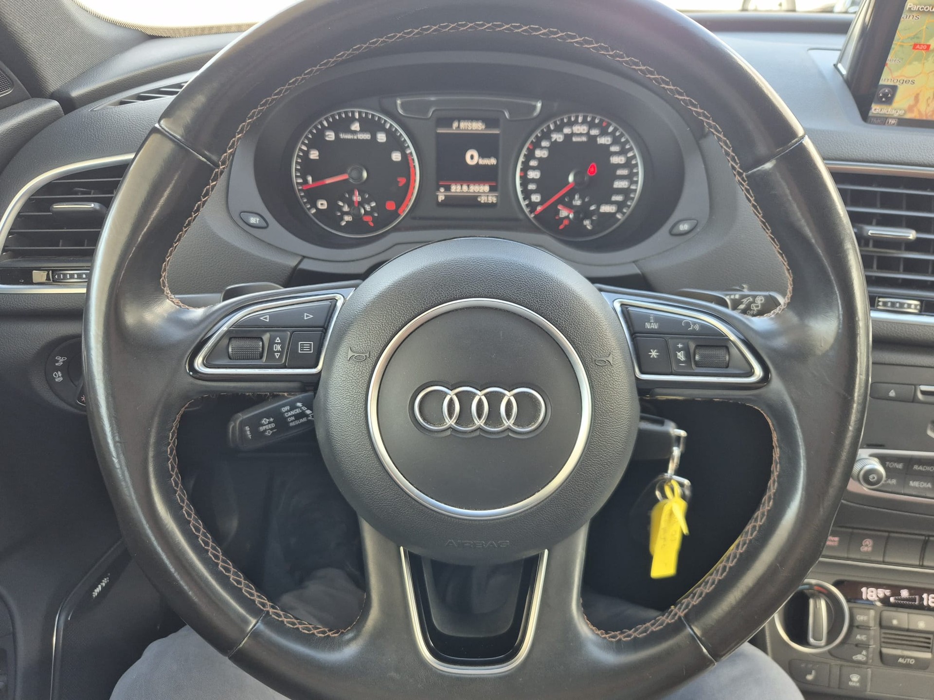 AUDI Q3 2.0 TFSI sport quattro S-tronic-image-7
