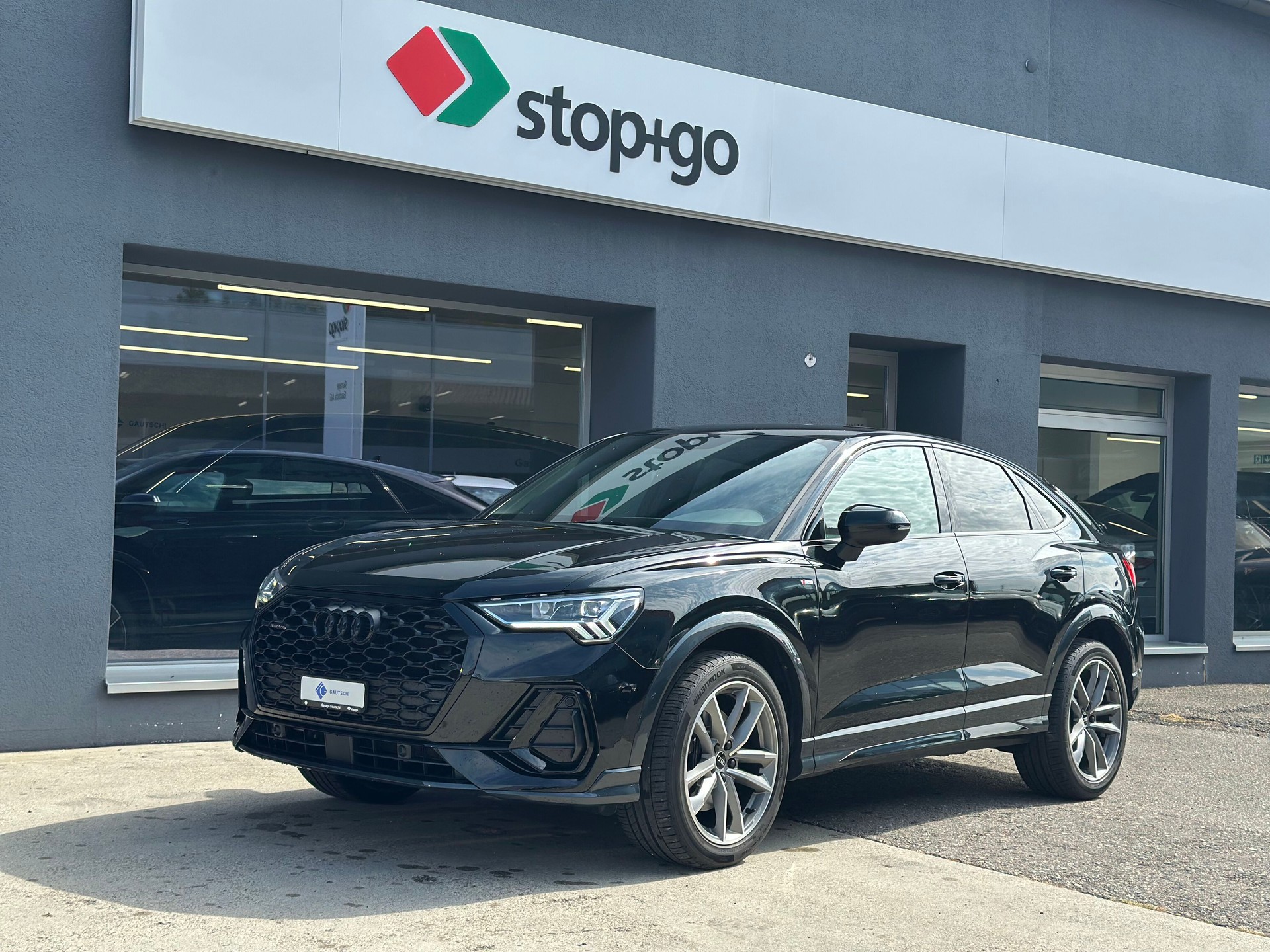 AUDI Q3 Sportback 40 TDI S line Attraction quattro S-tronic-image-0
