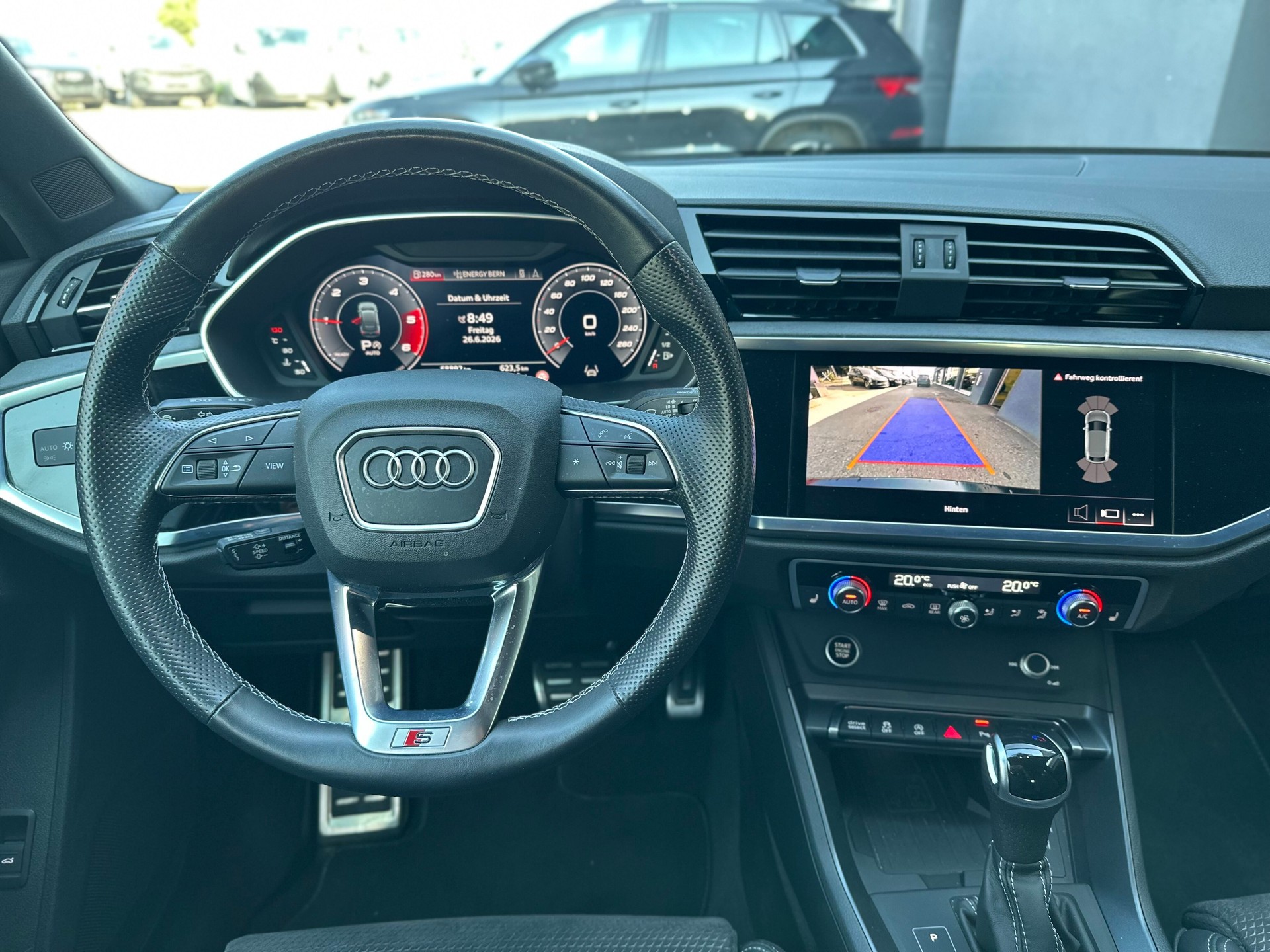 AUDI Q3 Sportback 40 TDI S line Attraction quattro S-tronic-image-7