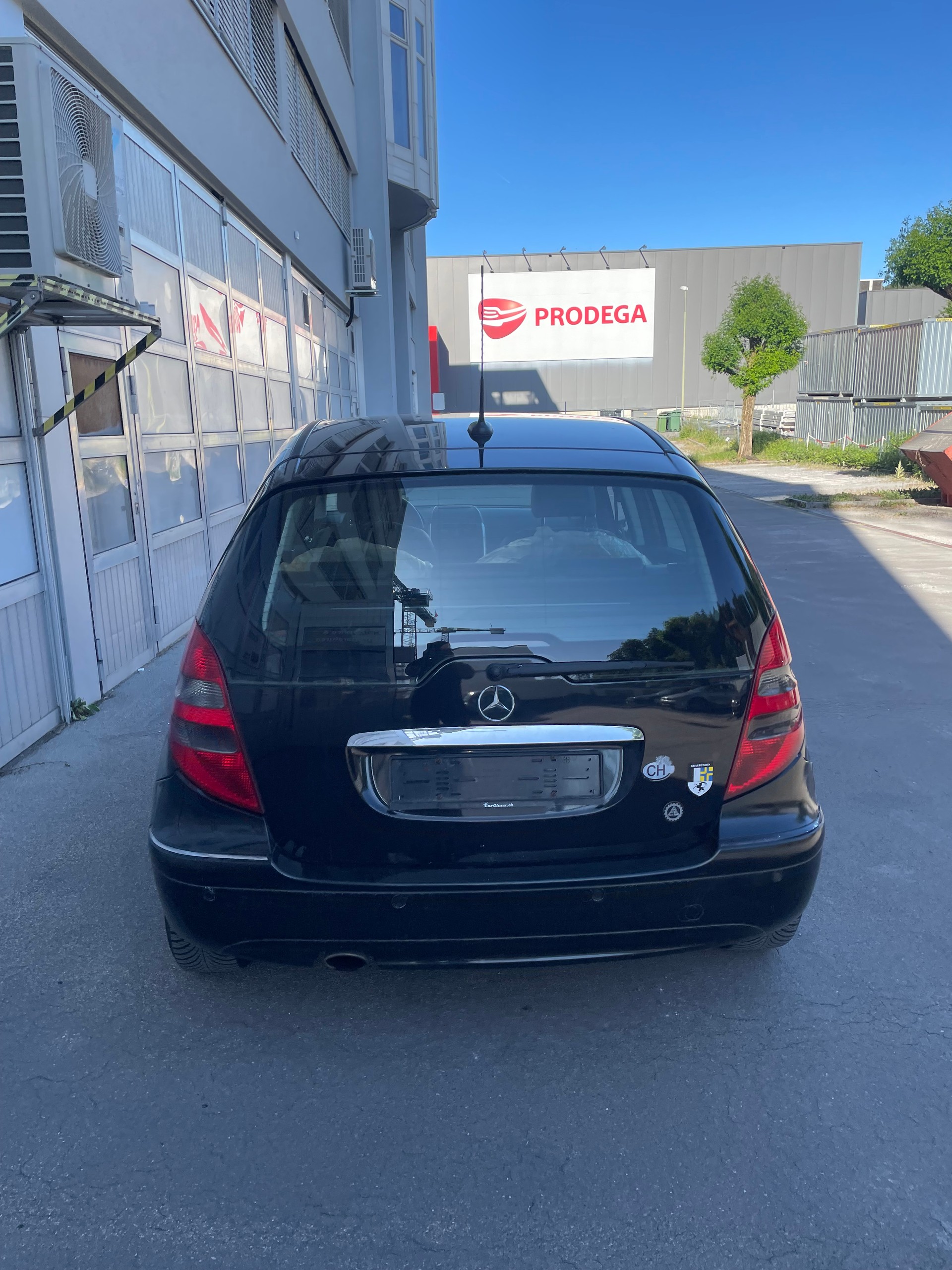 MERCEDES-BENZ A 150 Classic-image-1