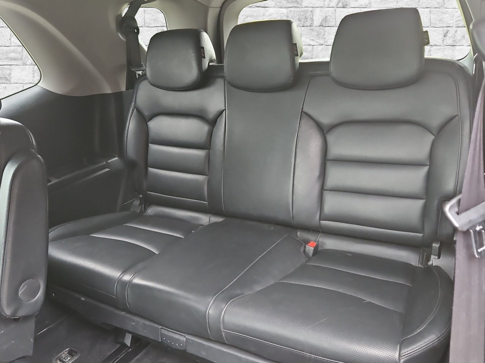 KGM-SsangYong Rodius SV 220 e-XDi 4WD Turismo-image-8