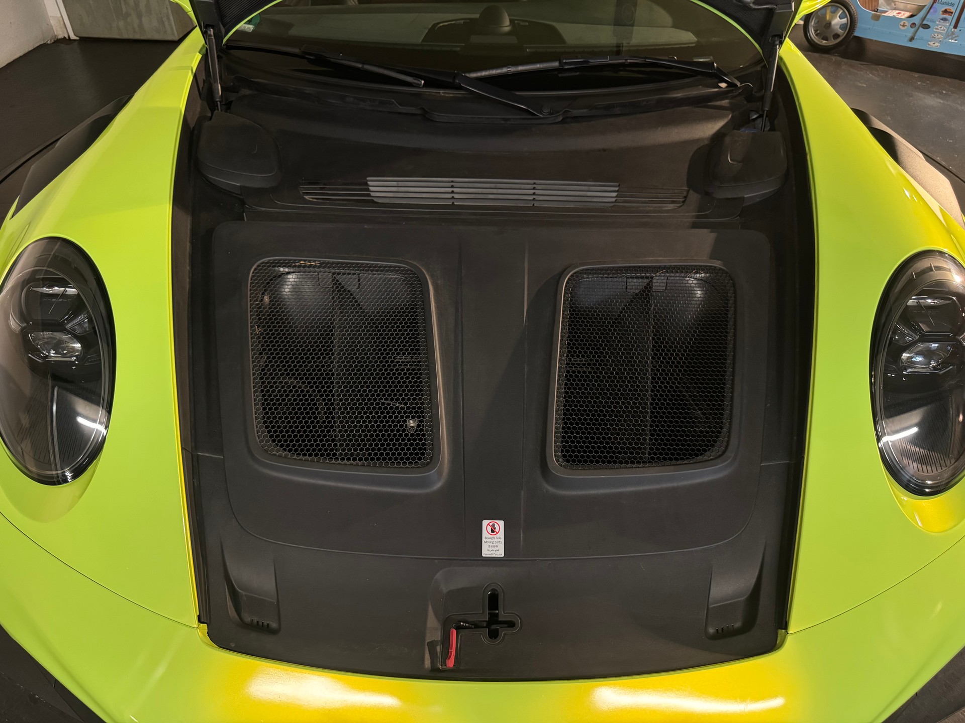 PORSCHE 911 GT3 RS-image-27