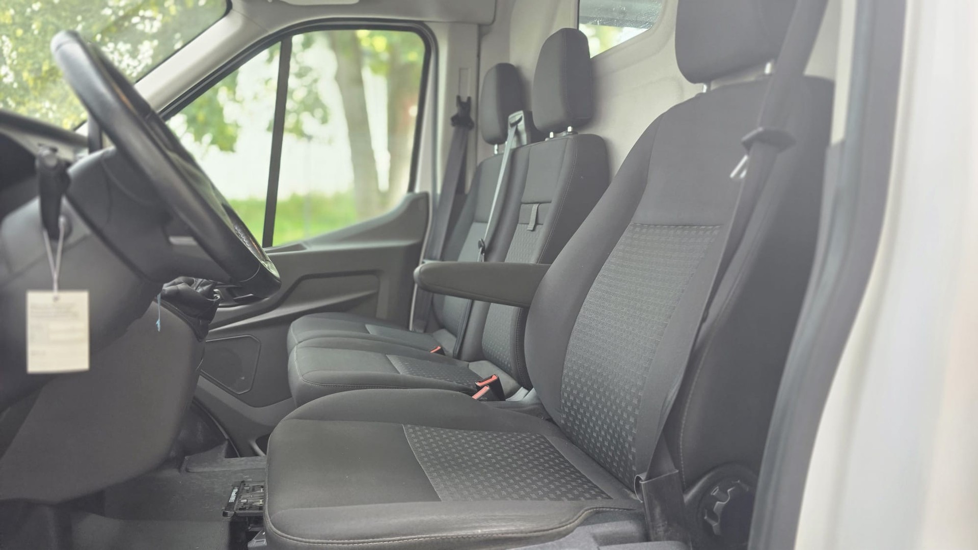 FORD Transit Van 350 L4 Trend 2.0 TDCi 170 HEV RWD-image-9