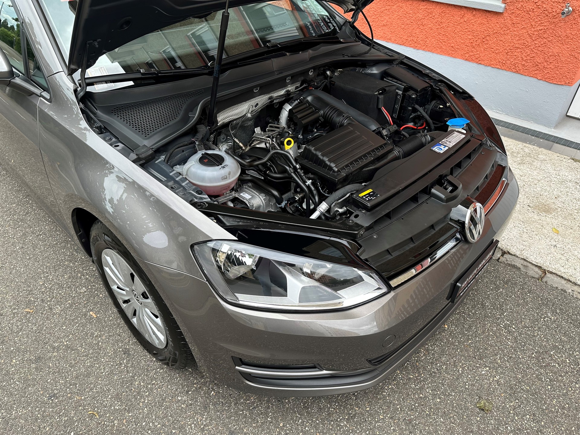 VW Golf 1.2 TSI Trendline-image-11