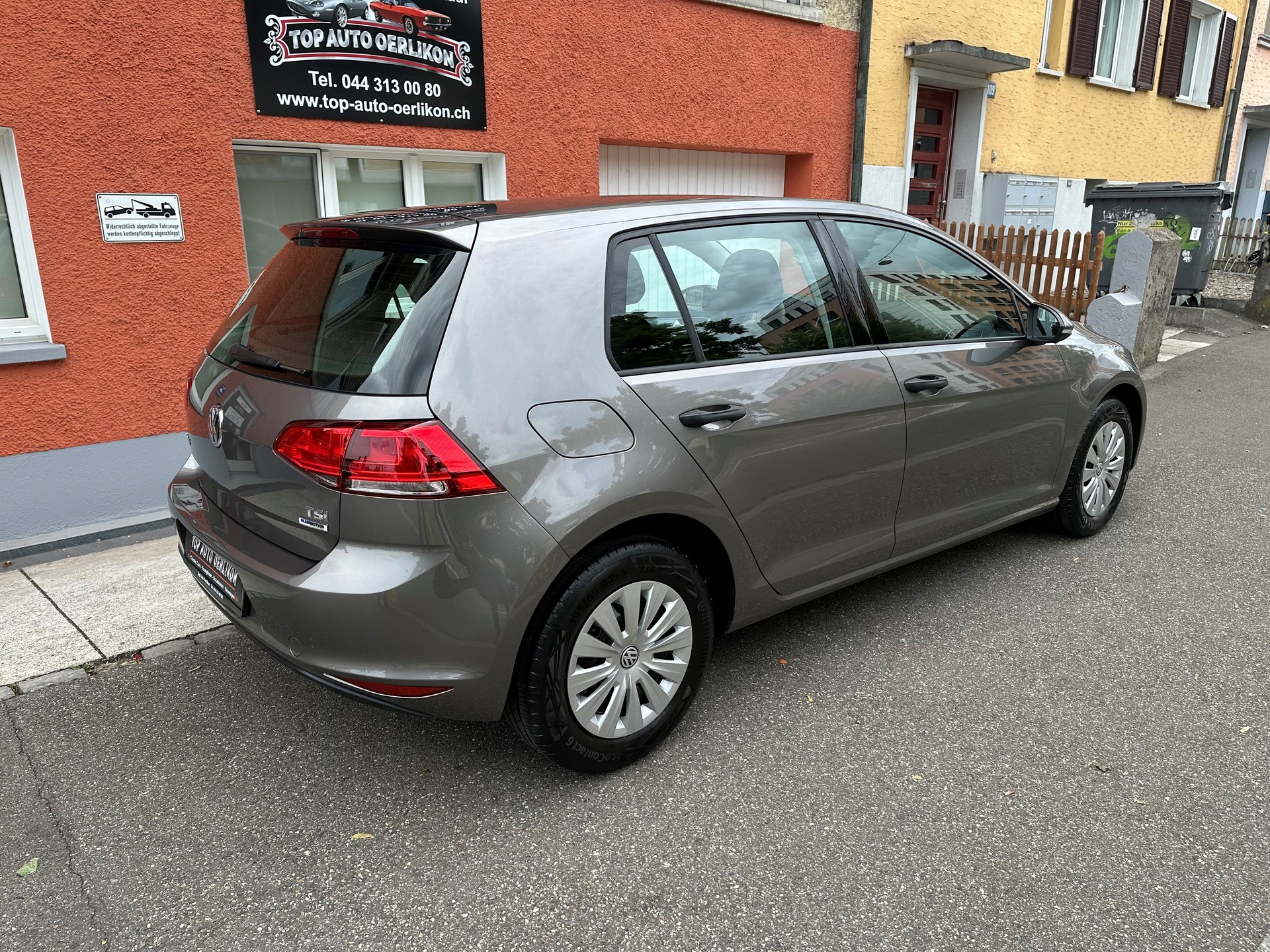 VW Golf 1.2 TSI Trendline-image-3