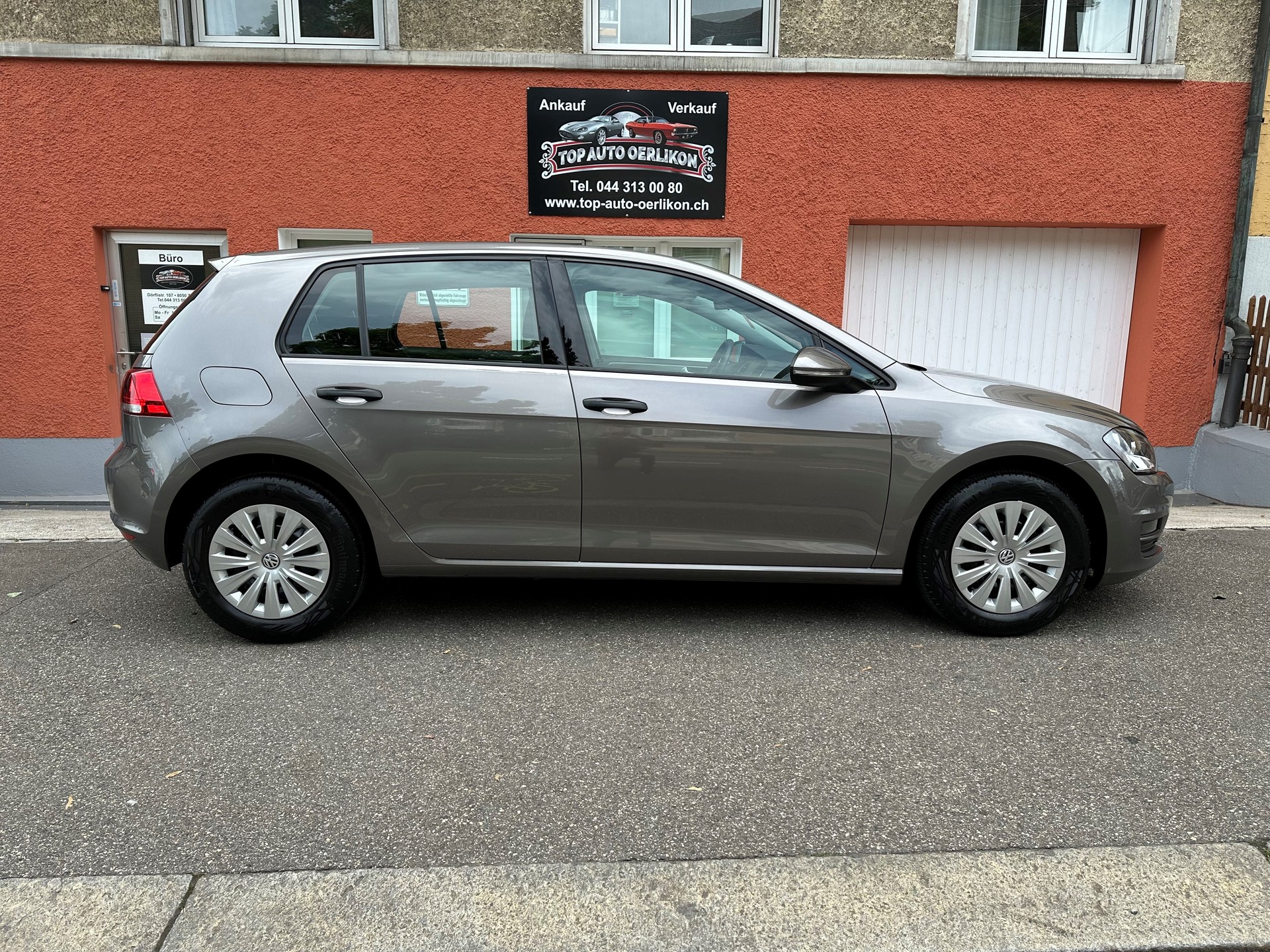 VW Golf 1.2 TSI Trendline-image-2