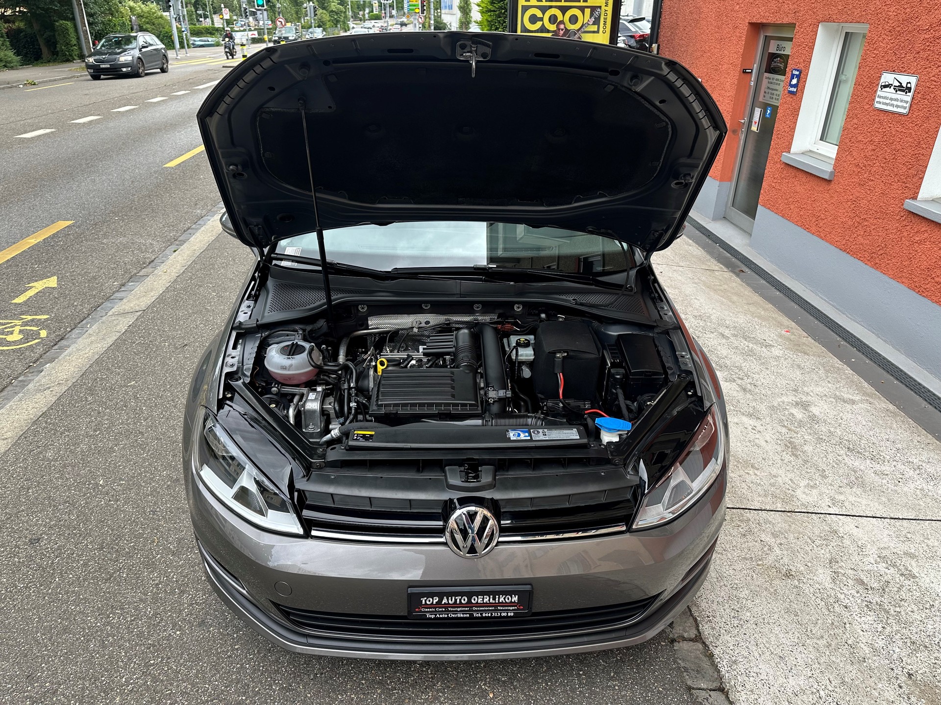 VW Golf 1.2 TSI Trendline-image-12