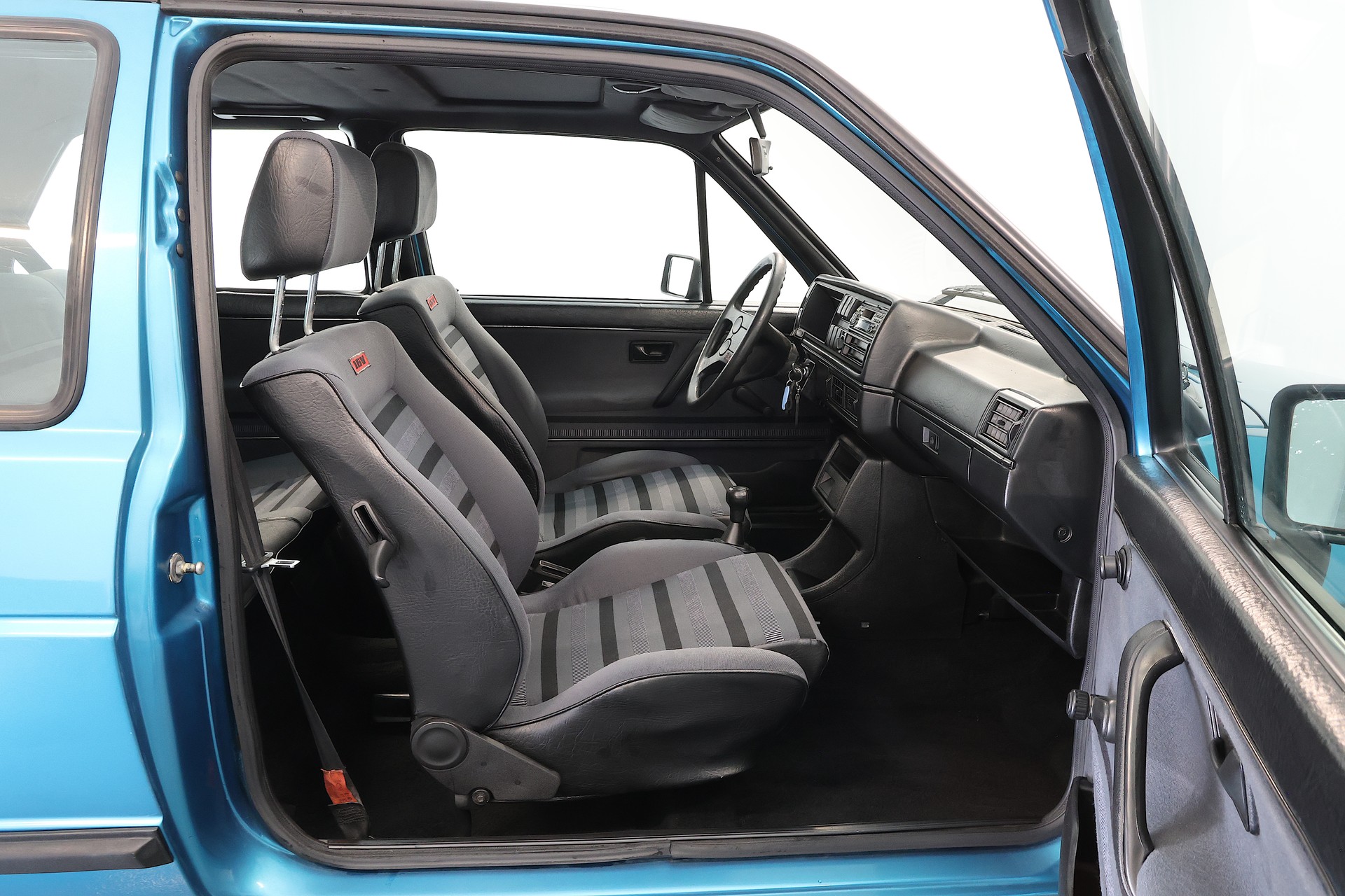 VW Golf 1800 GTI 16V 139 PS-image-13