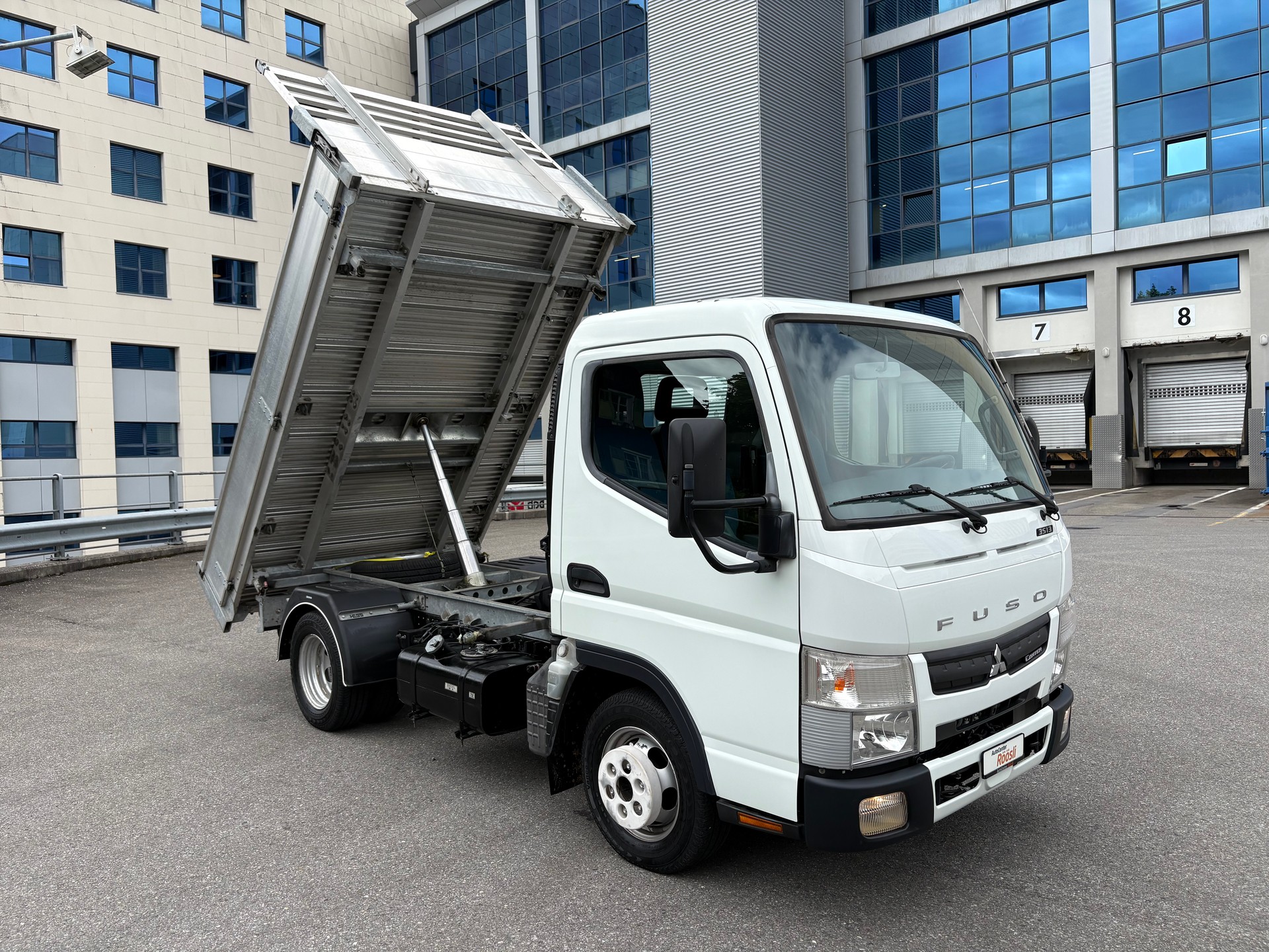 MITSUBISHI FUSO Canter 3C13-image-2