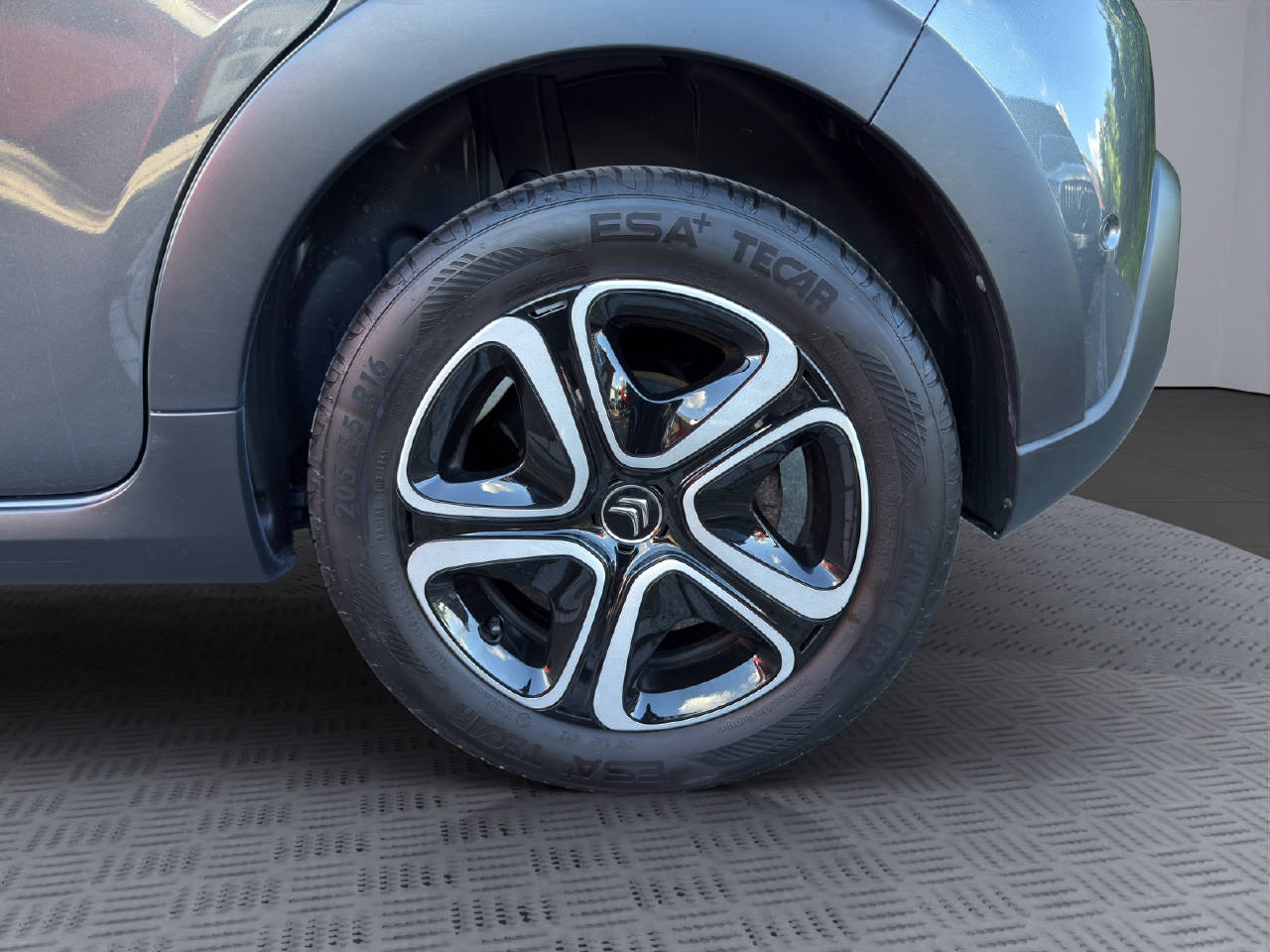 CITROEN C3 1.2 PureTech Shine-image-10