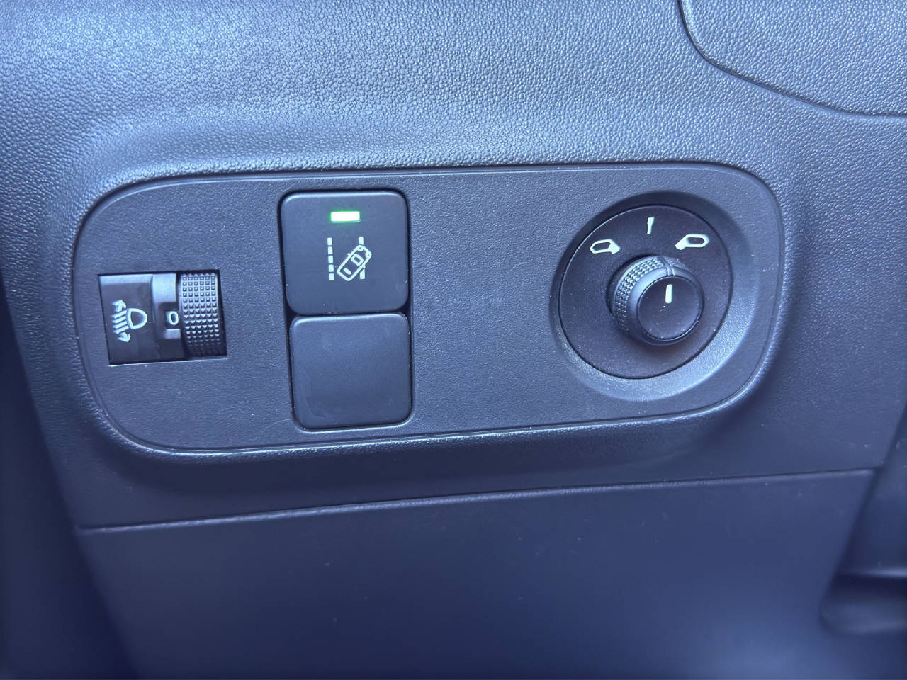 CITROEN C3 1.2 PureTech Shine-image-13