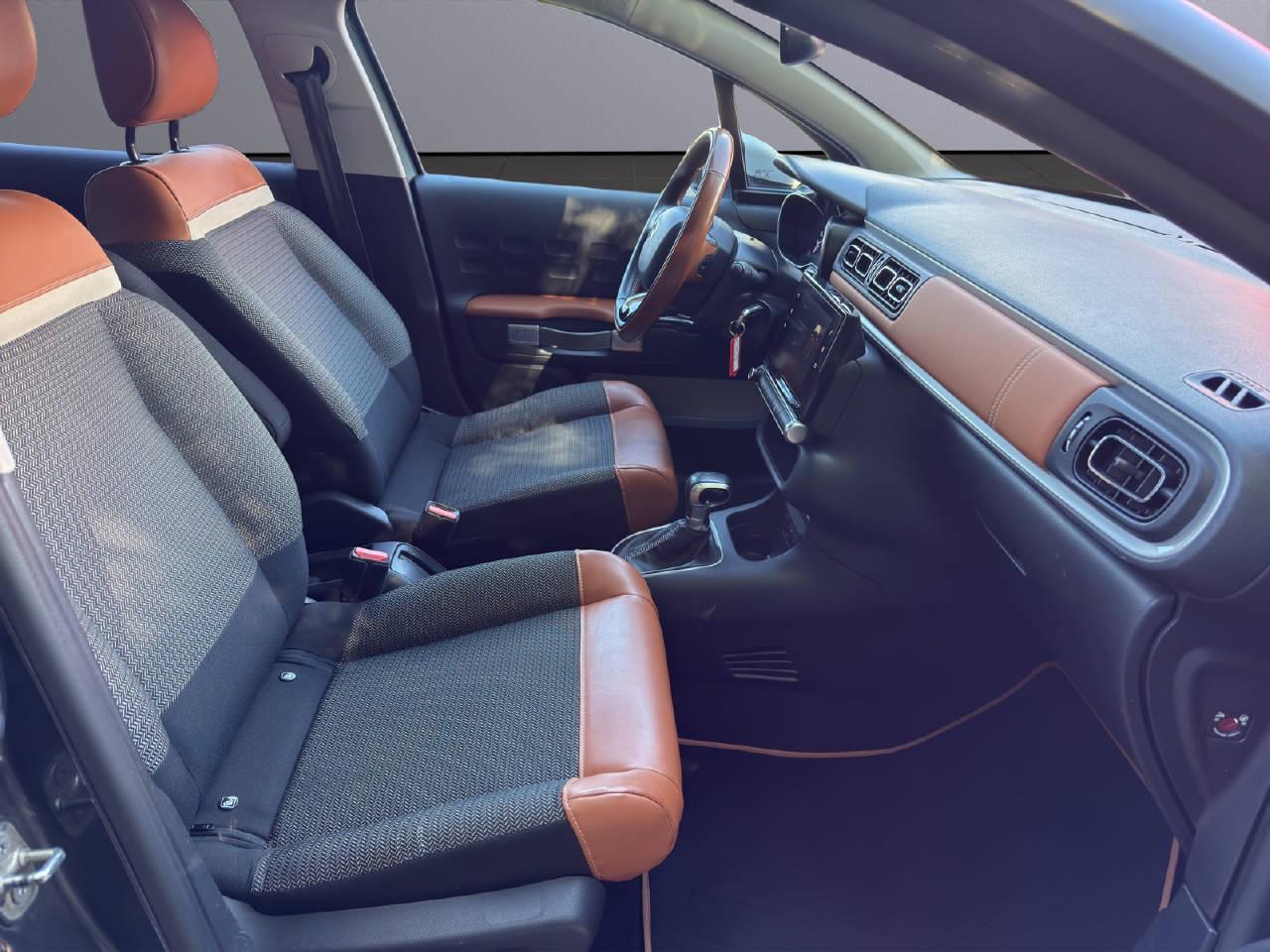 CITROEN C3 1.2 PureTech Shine-image-8