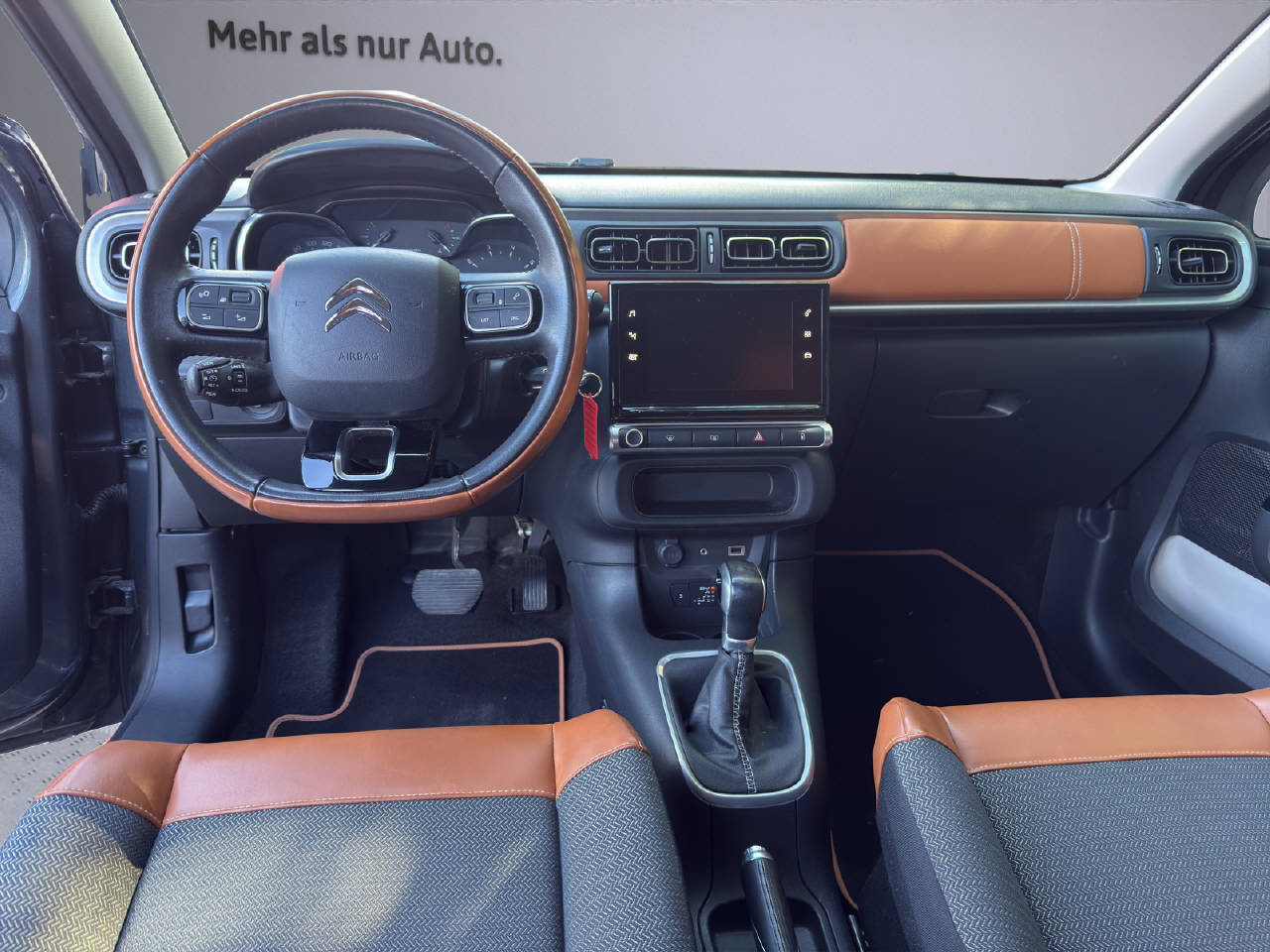 CITROEN C3 1.2 PureTech Shine-image-6