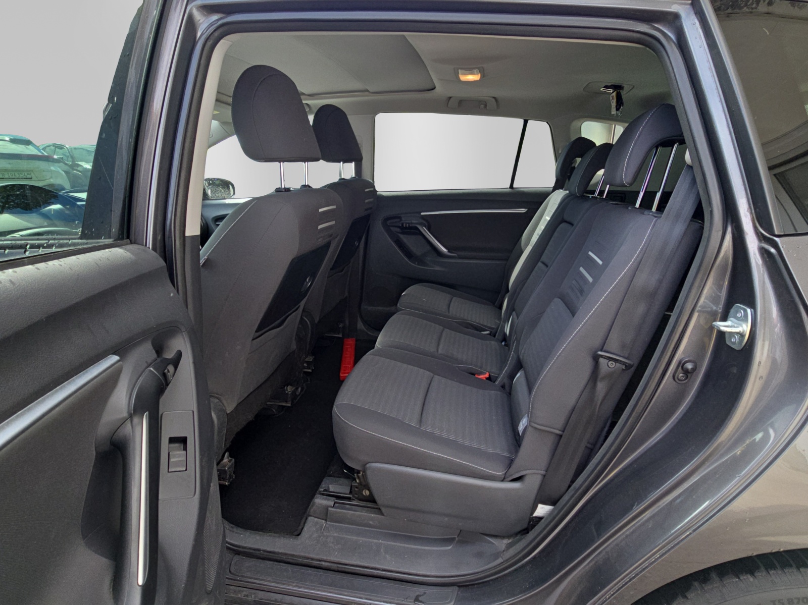 TOYOTA Verso 1.8 VVT-i Limited Edition 7P-image-9