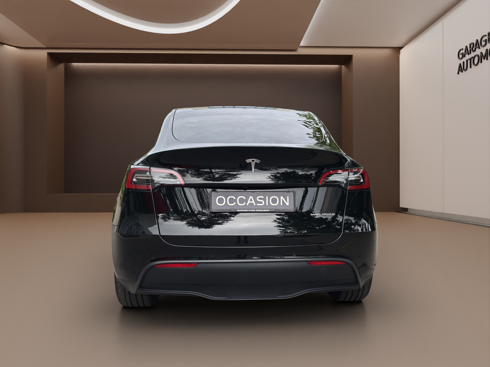 TESLA Model Y Long Range-image-3