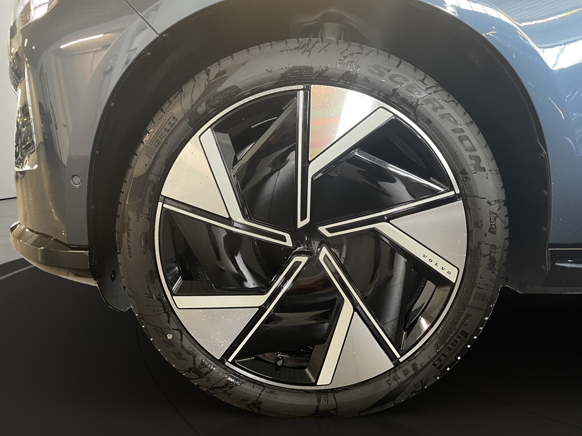 VOLVO EX90 Twin Performance Ultra AWD-image-5