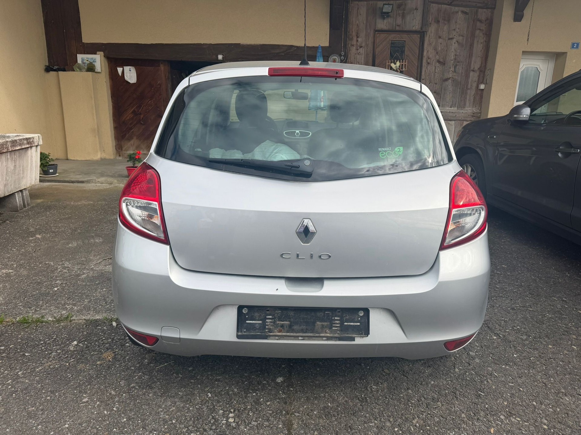 RENAULT Clio 1.2 16V Expression-image-5