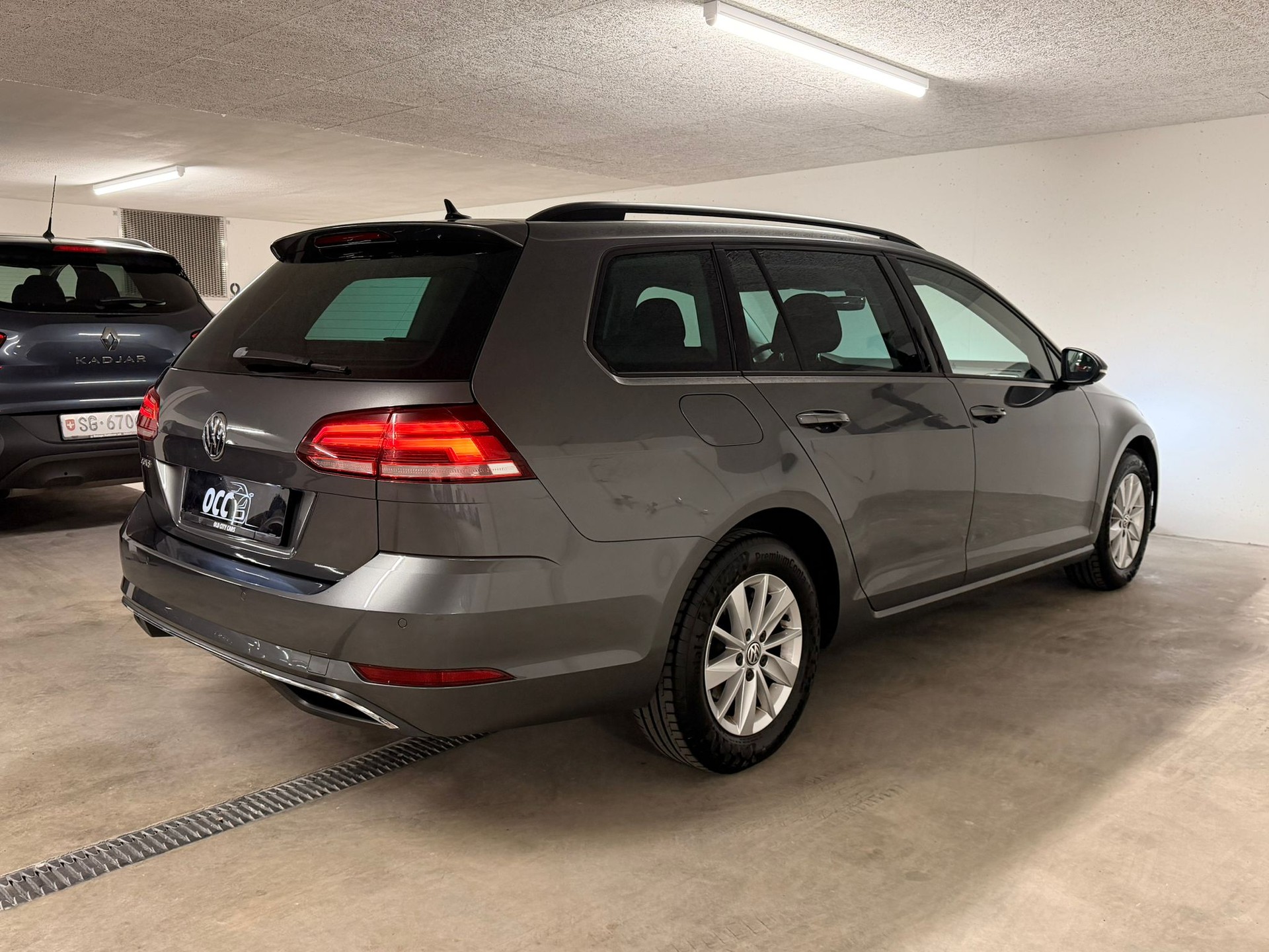 VW Golf Variant 1.6 TDI Comfortline DSG-image-6