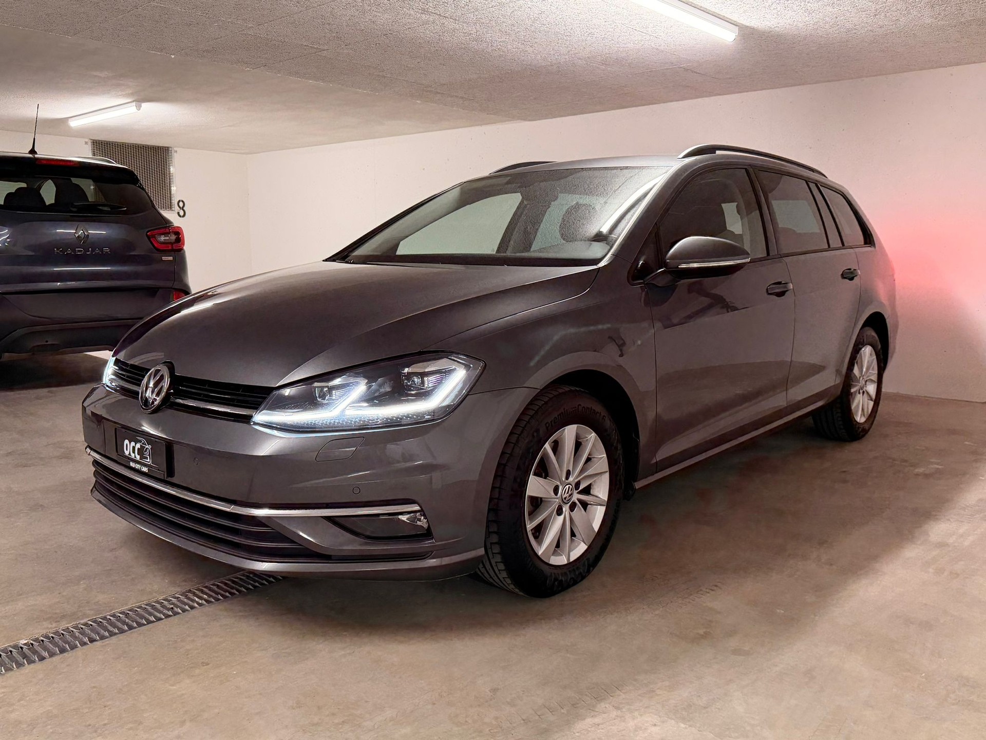 VW Golf Variant 1.6 TDI Comfortline DSG-image-2