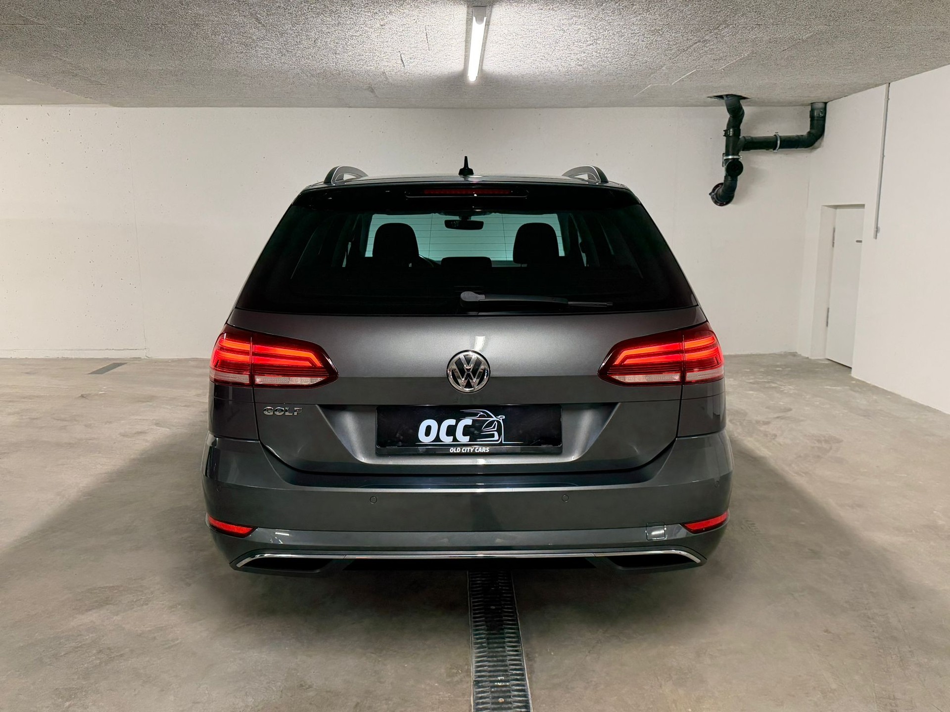 VW Golf Variant 1.6 TDI Comfortline DSG-image-5