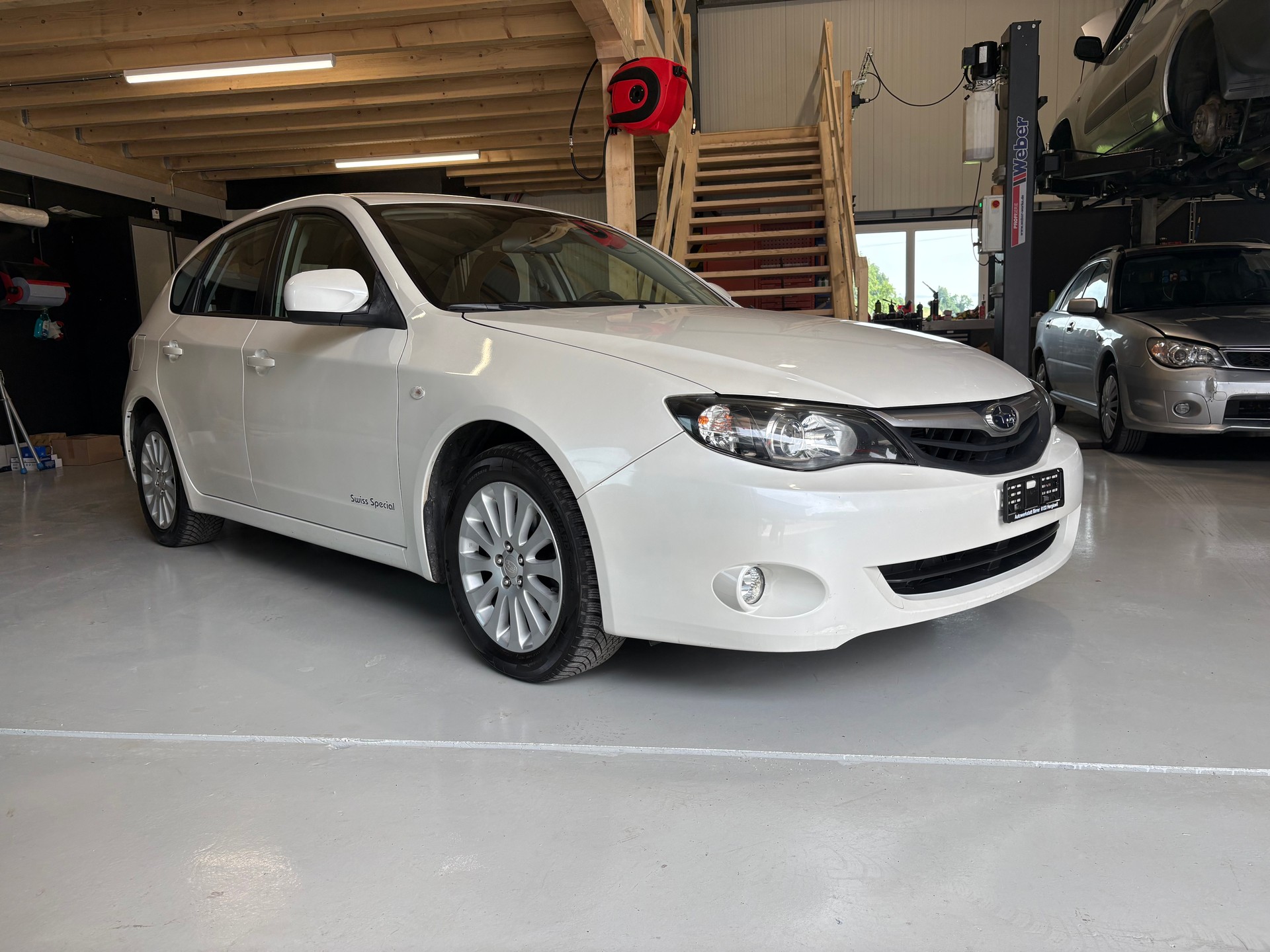 SUBARU Impreza 2.0R Swiss Automatic-image-1