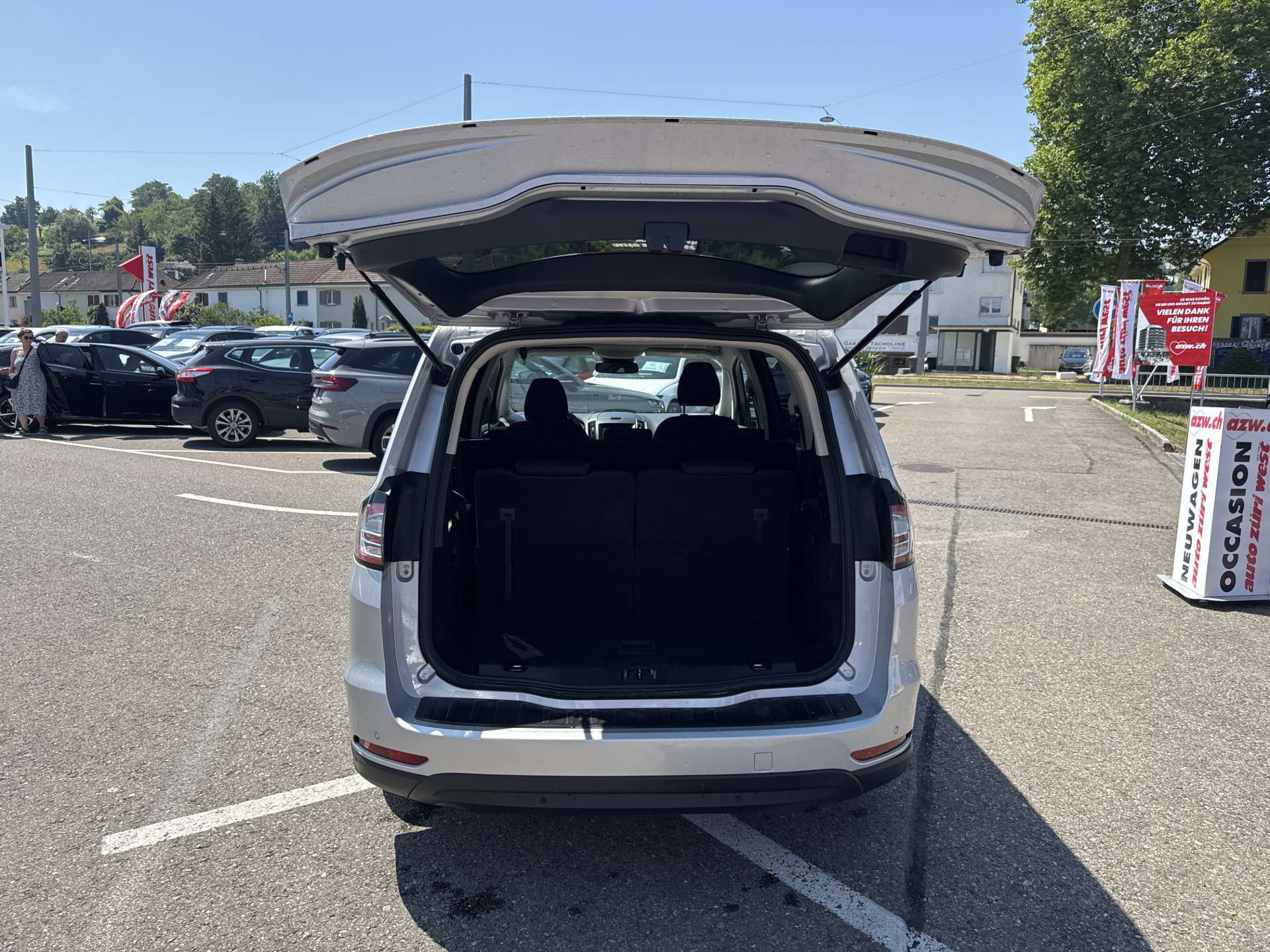 FORD Galaxy 2.0 TDCi 7 Plätzer Frisch ab MFK Automat Titanium-image-7