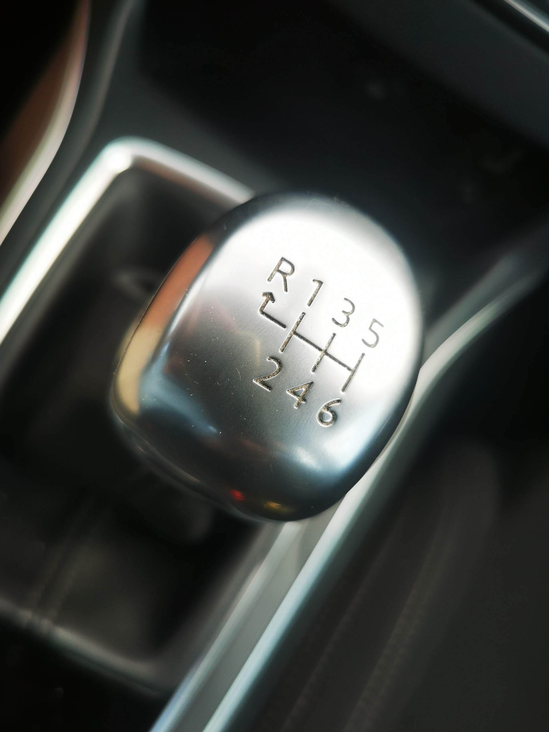 PEUGEOT 308 1.6 THP Allure-image-13