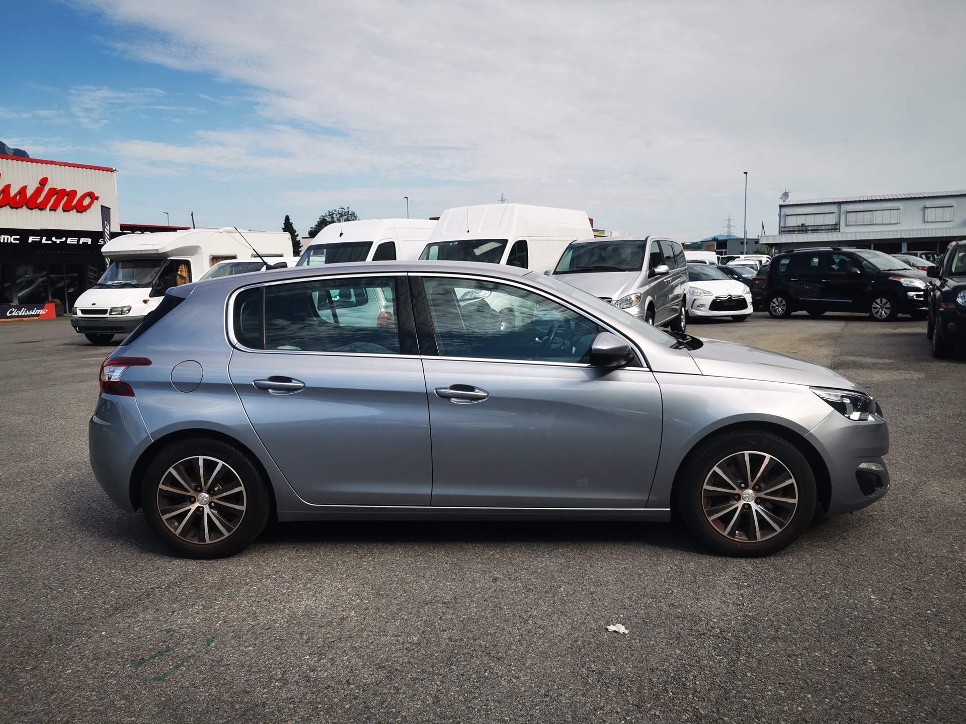 PEUGEOT 308 1.6 THP Allure-image-0