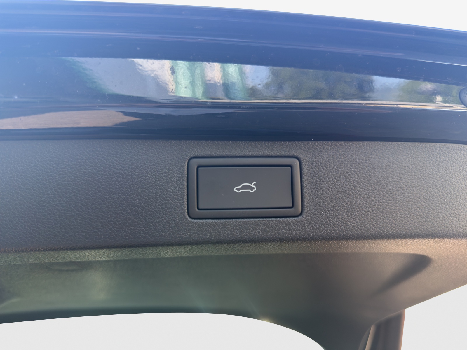 SKODA Kamiq 1.5 TSI Monte Carlo DSG-image-14