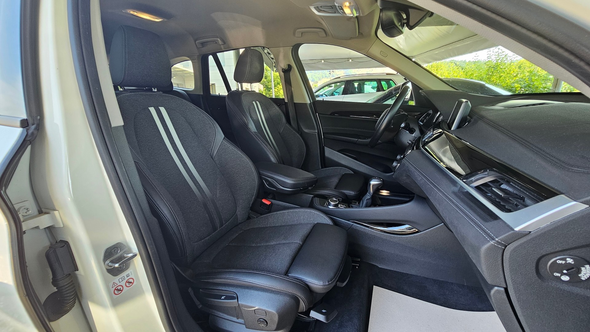 BMW X1 xDrive 25e Sport Line Steptronic-image-21