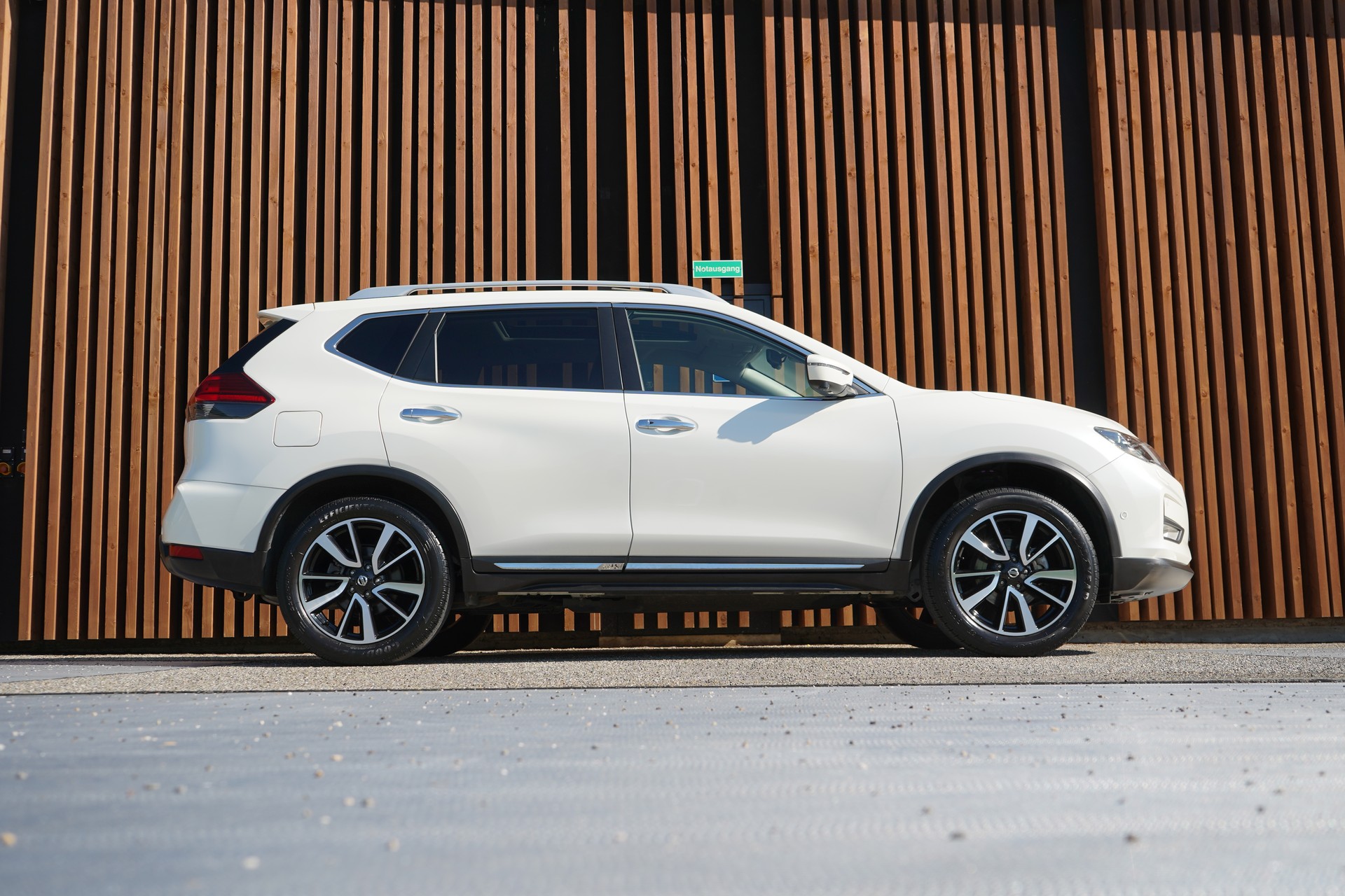 NISSAN X-TRAIL 1.3 DIG-T TEKNA DCT l 158 PS-image-2