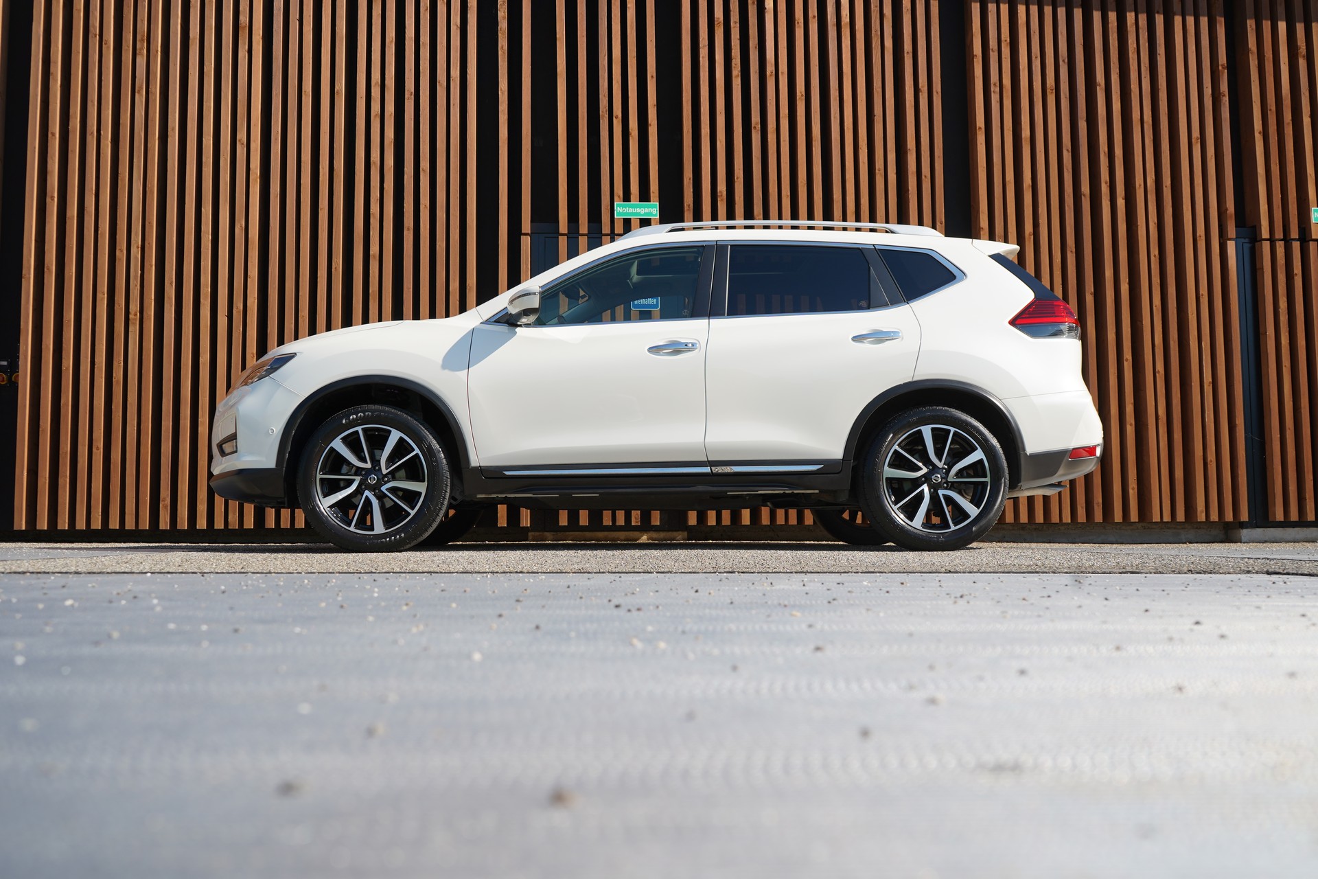 NISSAN X-TRAIL 1.3 DIG-T TEKNA DCT l 158 PS-image-3