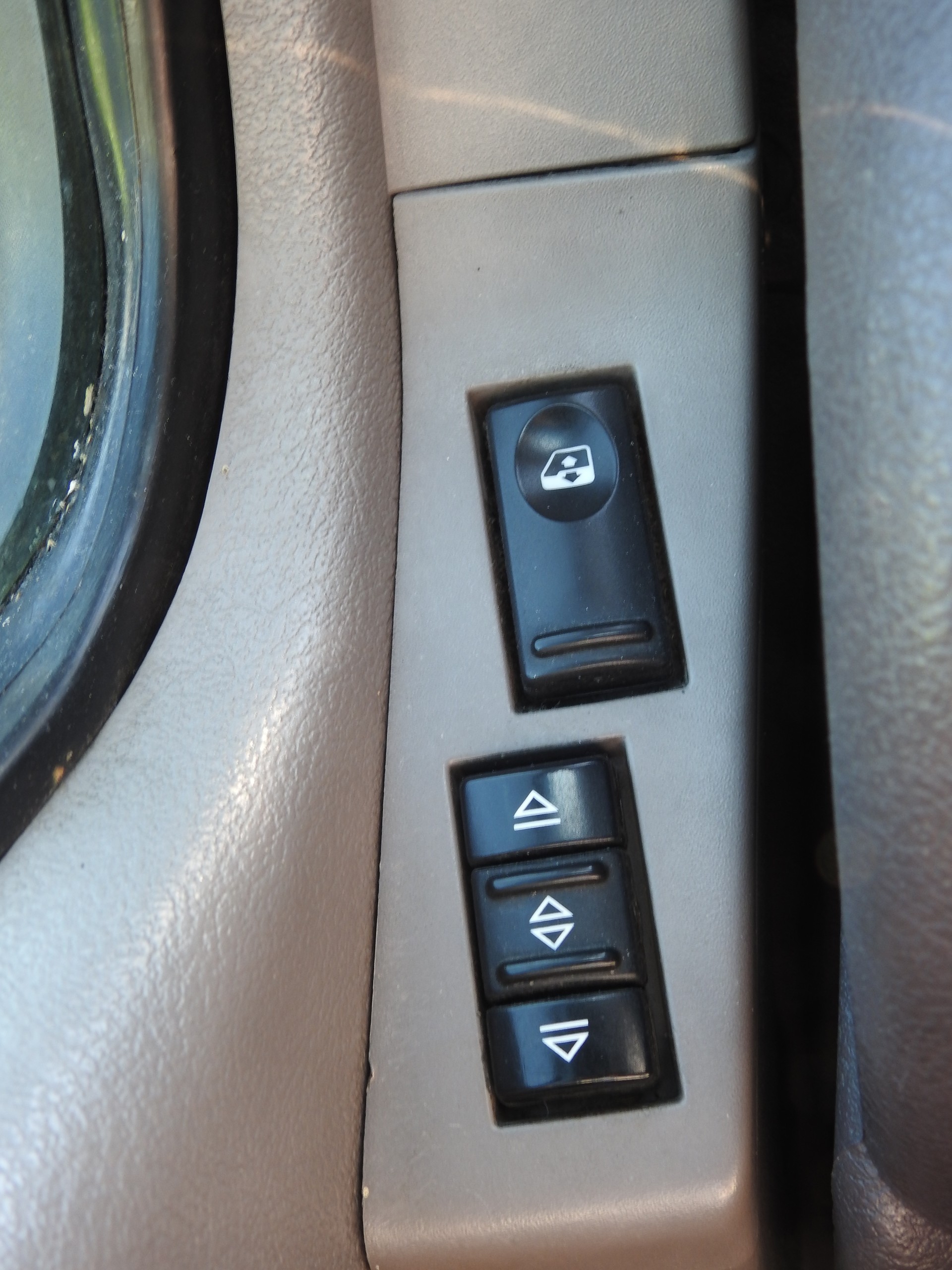 OPEL 28 TD F35/40 Niederflur-image-14