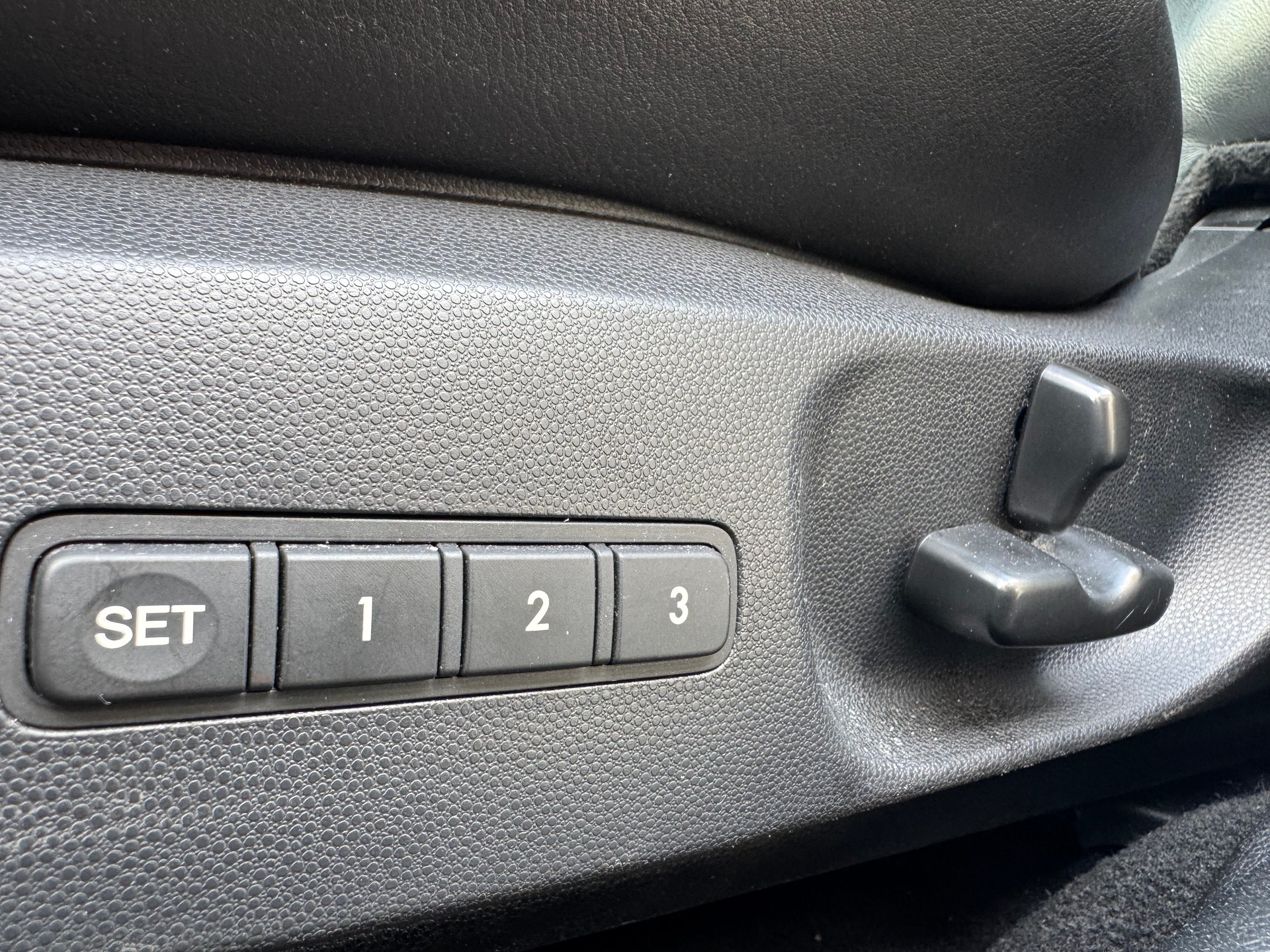 MAZDA CX-7 2.2 CD Sport FL-image-13