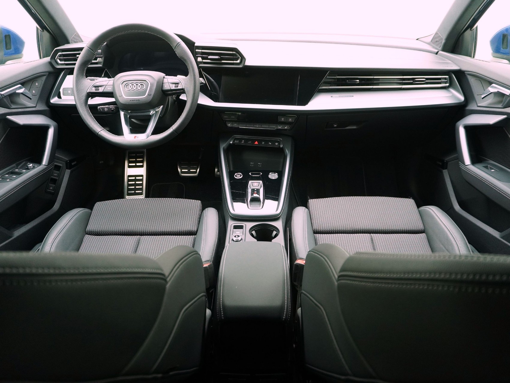 AUDI A3 Sportback 40 TFSI e S line S-Tronic **Audi Werksgarantie bis 06/2030**-image-12