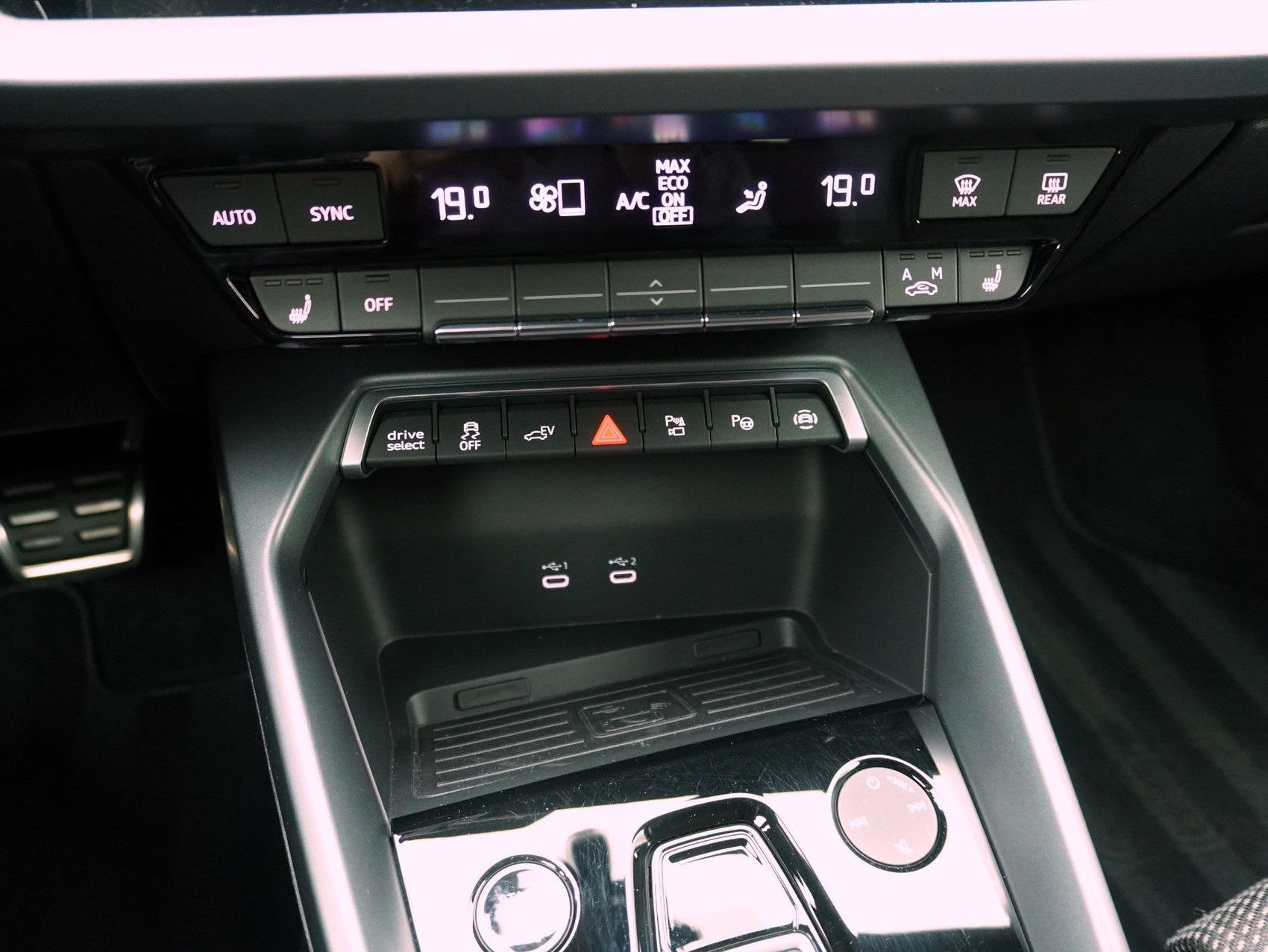 AUDI A3 Sportback 40 TFSI e S line S-Tronic **Audi Werksgarantie bis 06/2030**-image-13