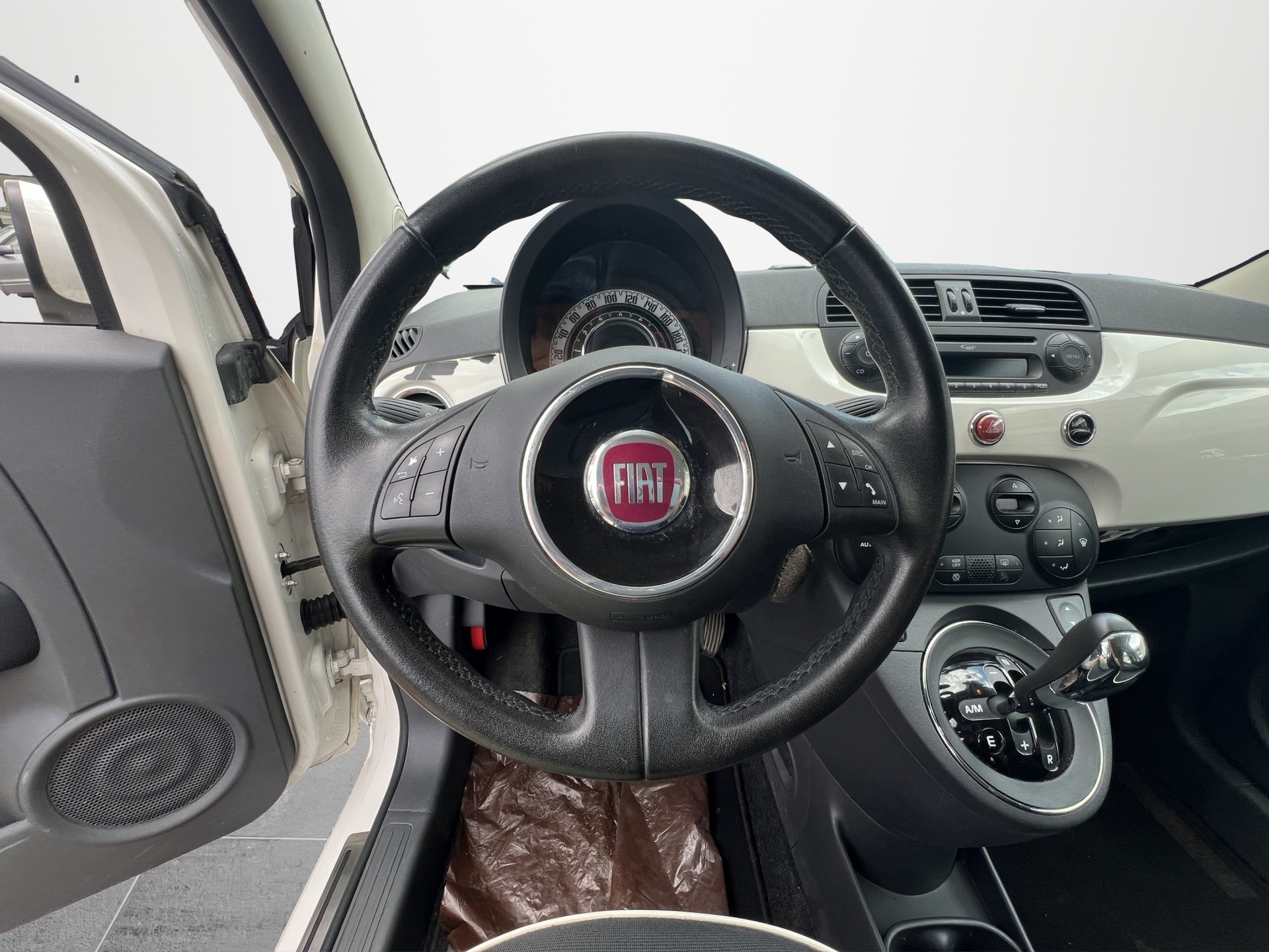 FIAT 500 C 1.2 Lounge Dual.-image-9