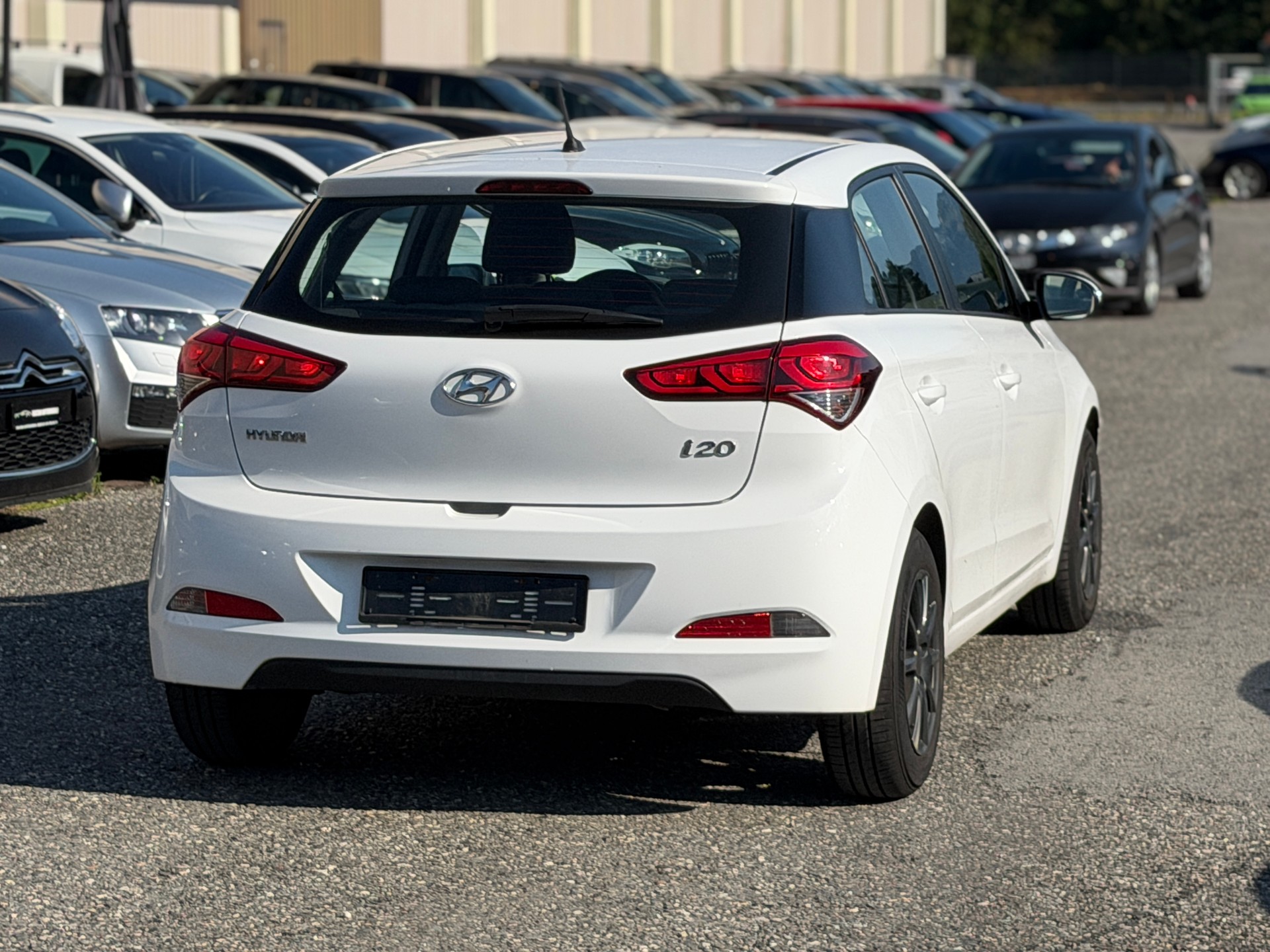 HYUNDAI i20 1.2 Pica-image-4