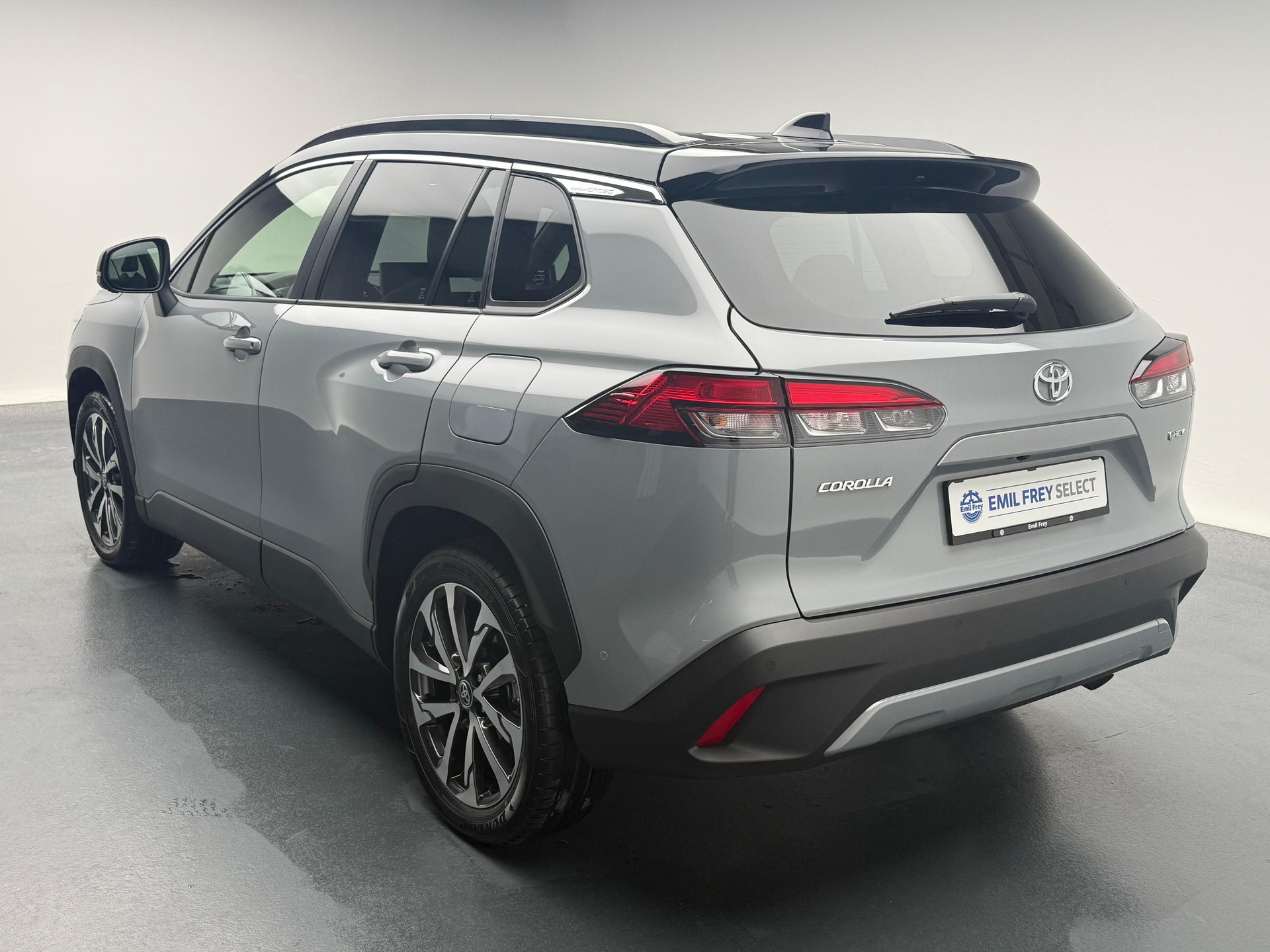 TOYOTA Corolla Cross 2.0 HSD Premium AWD-i-image-10