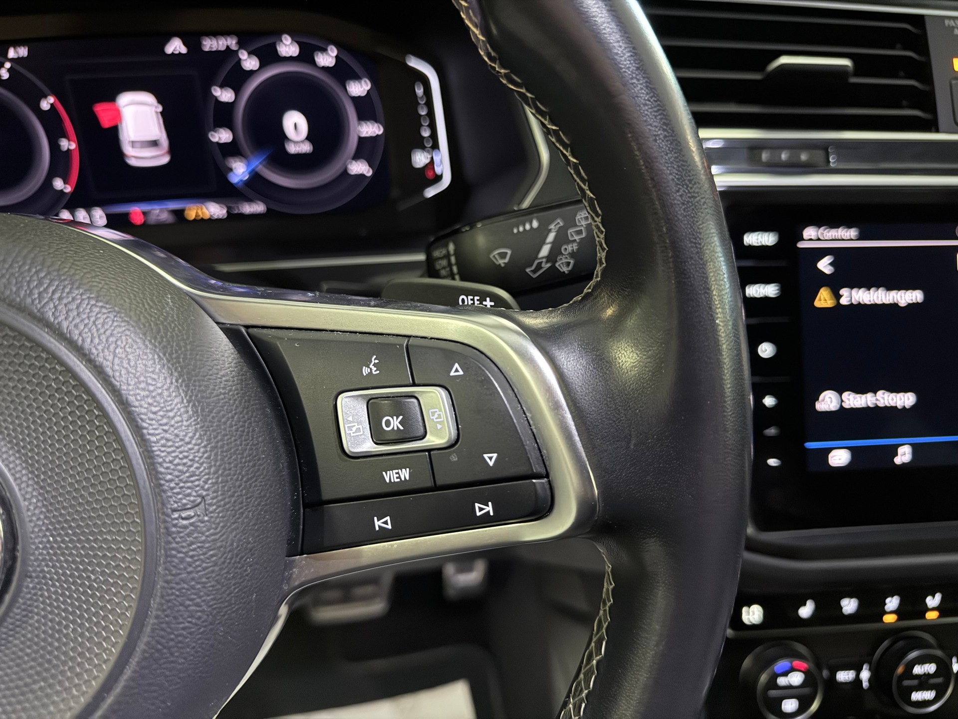 VW Tiguan 2.0TSI Highline R- Line 4Motion DSG-image-19