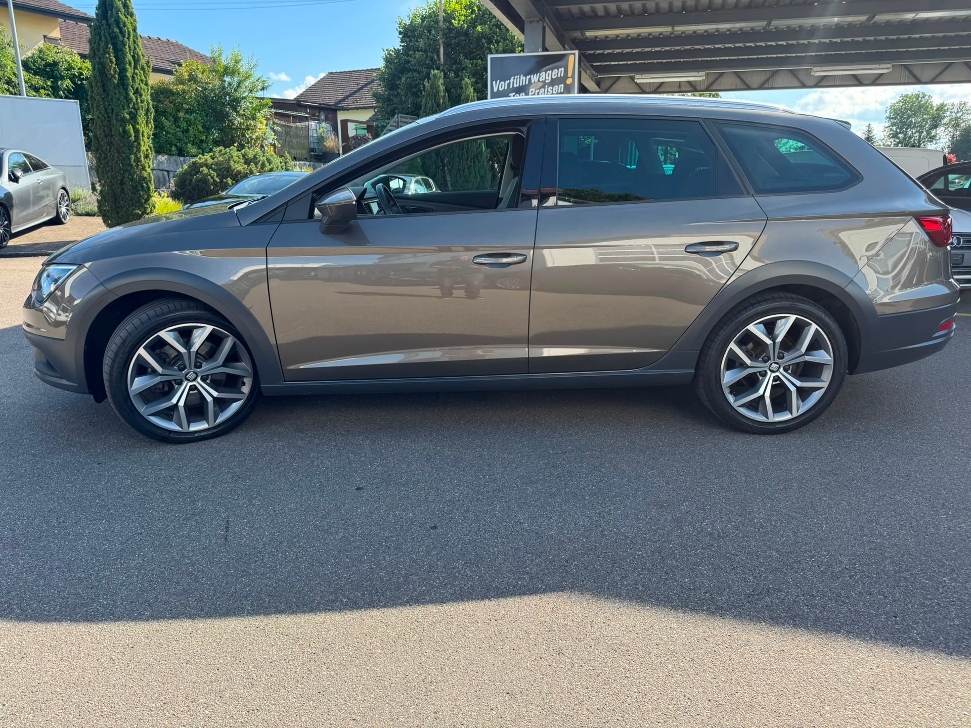 SEAT Leon ST 1.8 TSI X-Perience 4Drive DSG-image-3
