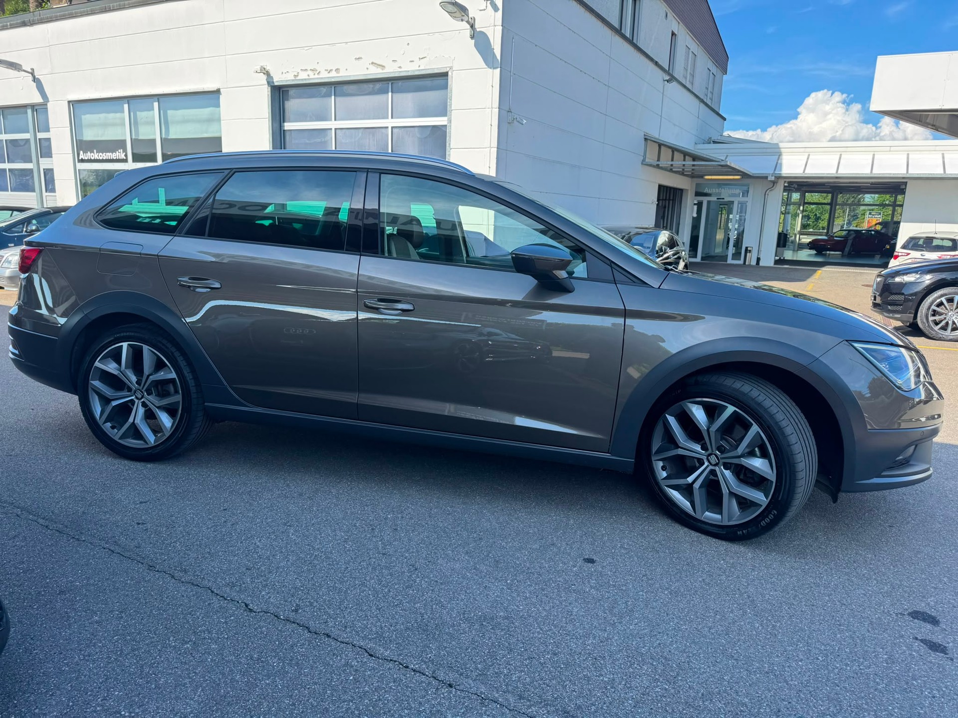 SEAT Leon ST 1.8 TSI X-Perience 4Drive DSG-image-4